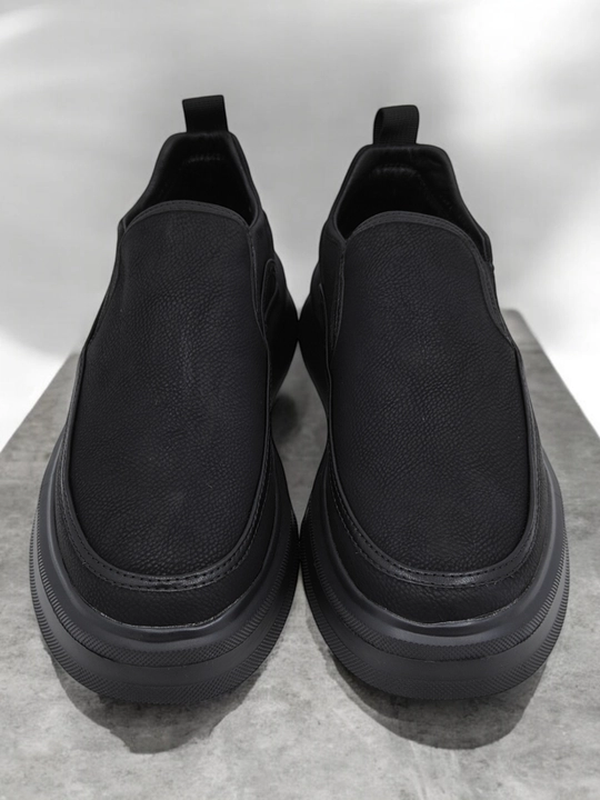 Erkaklar poyabzali, krossovkalar, eko material, 38-42
