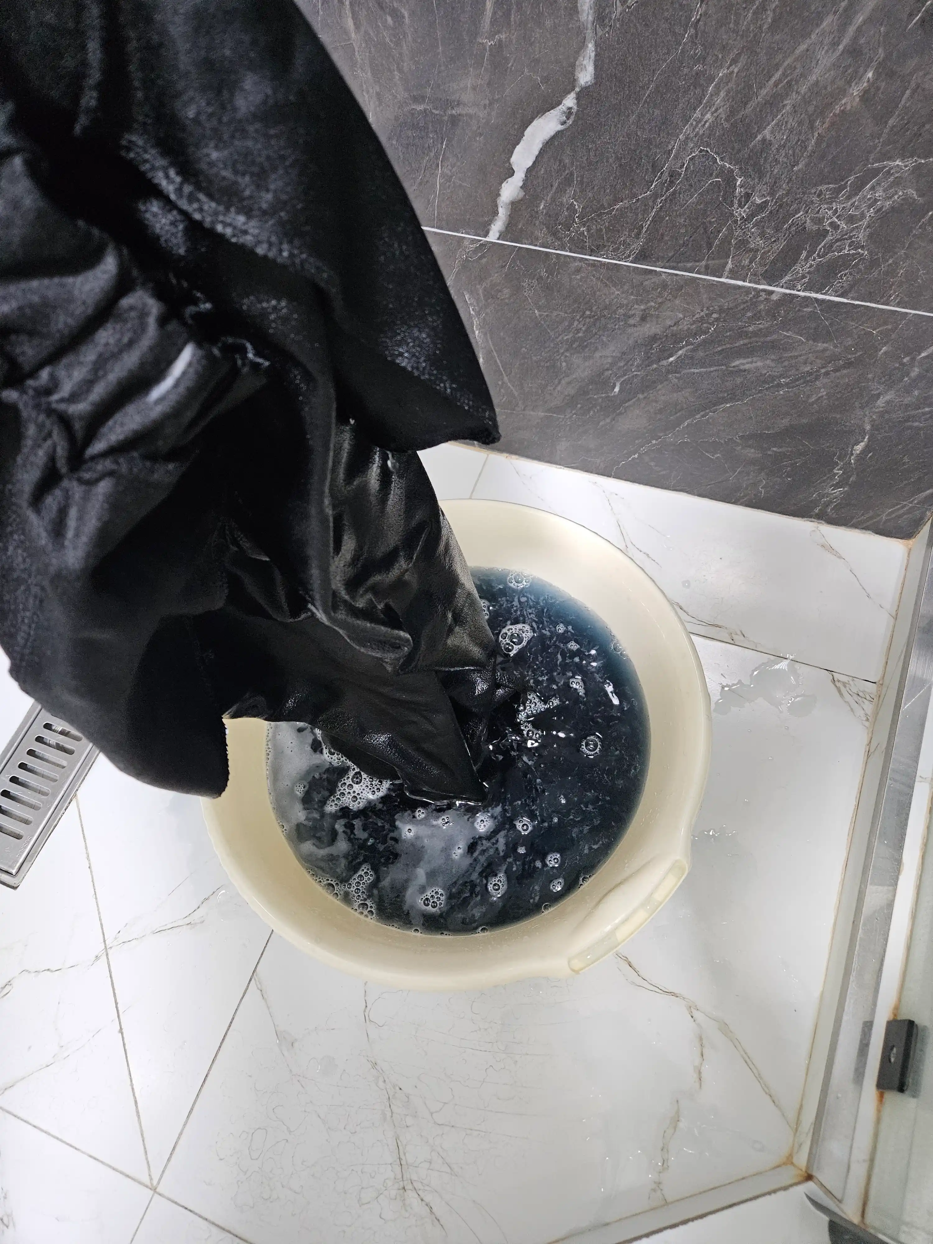 Ayollar shimlari qora, kuz, bahor, elastik tasmada klassik, 44-56