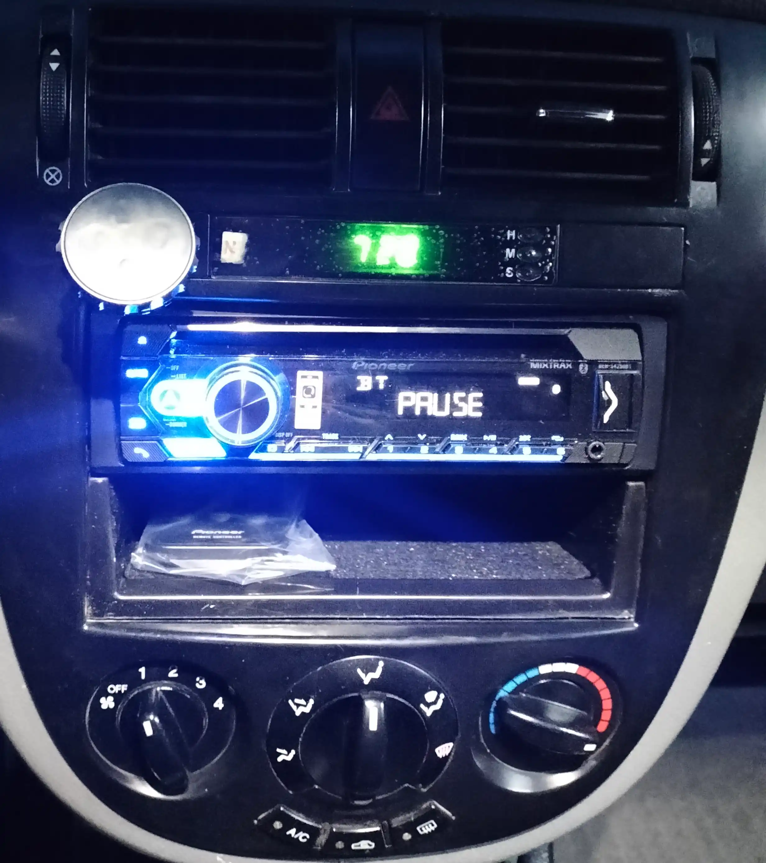 Pioneer DEH-S4250BT avtomobil magnitolasi, Pioner magnitafon