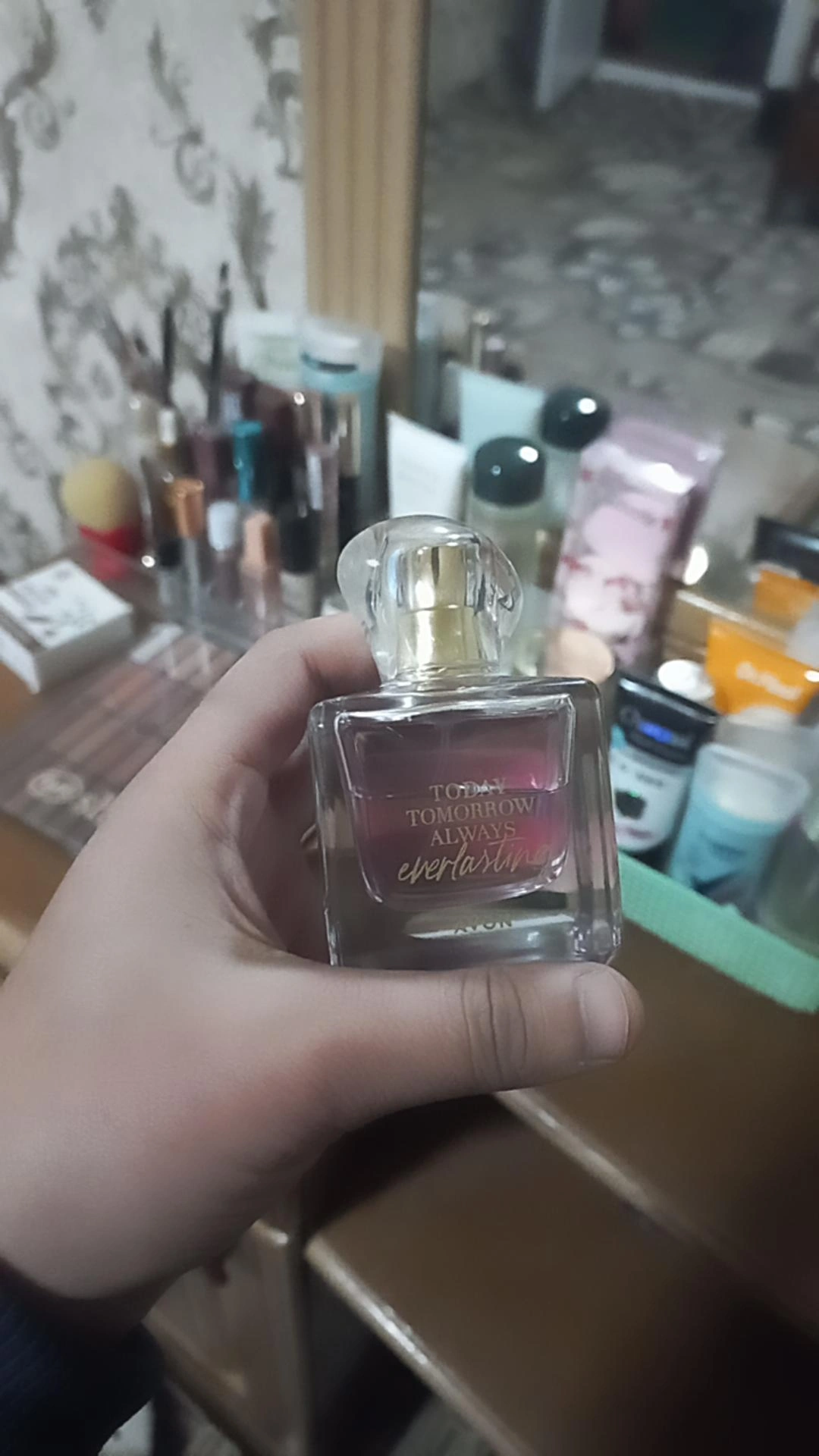 Parfumlangan suvi Avon,  Everlasting, 50 ml