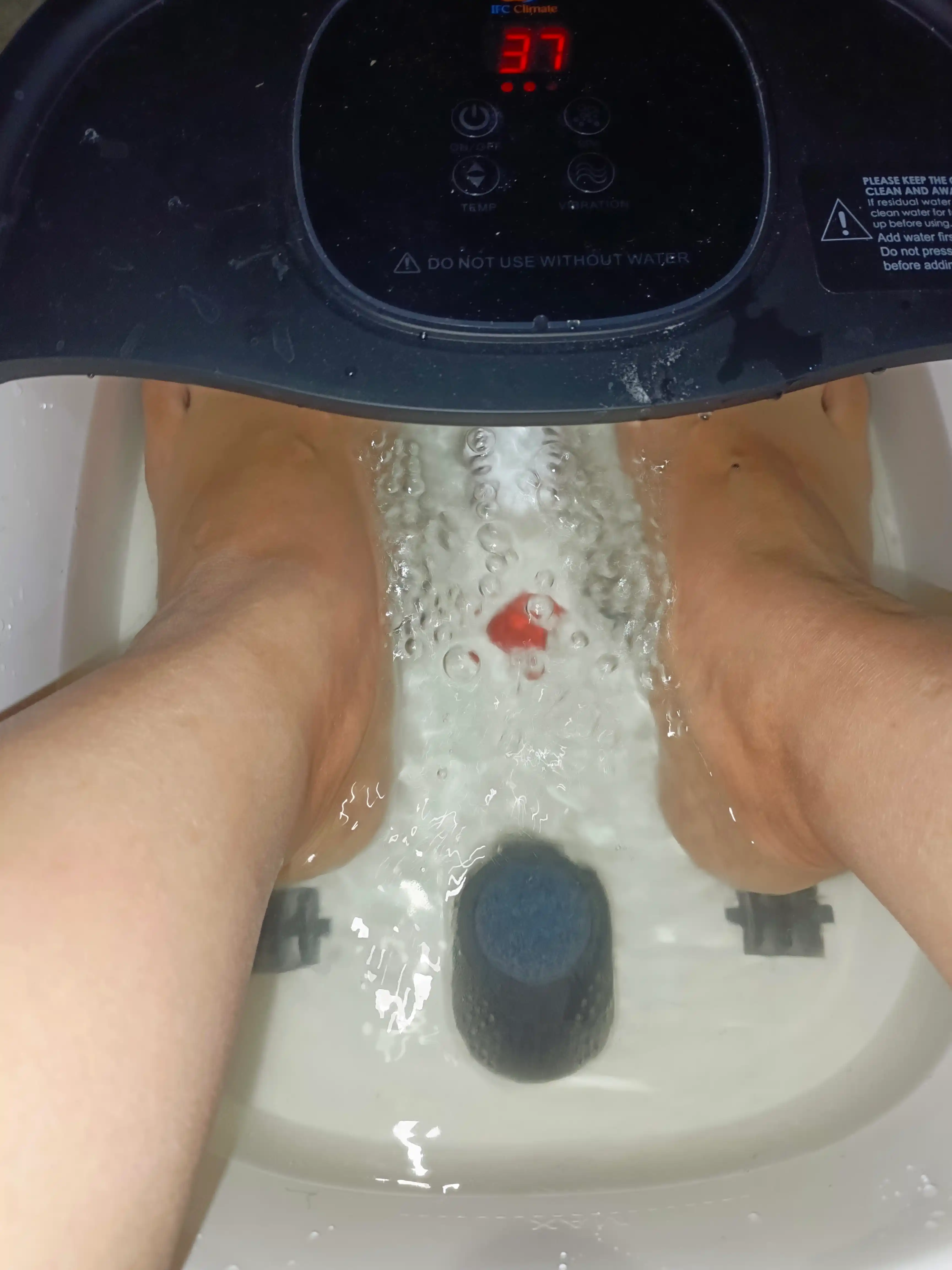 IFC isitish, tebranish, roliklar va pemzali oyoq gidromassaji, uy SPA