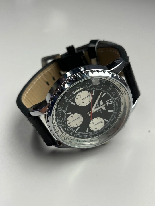 Мужские часы от BREITLING