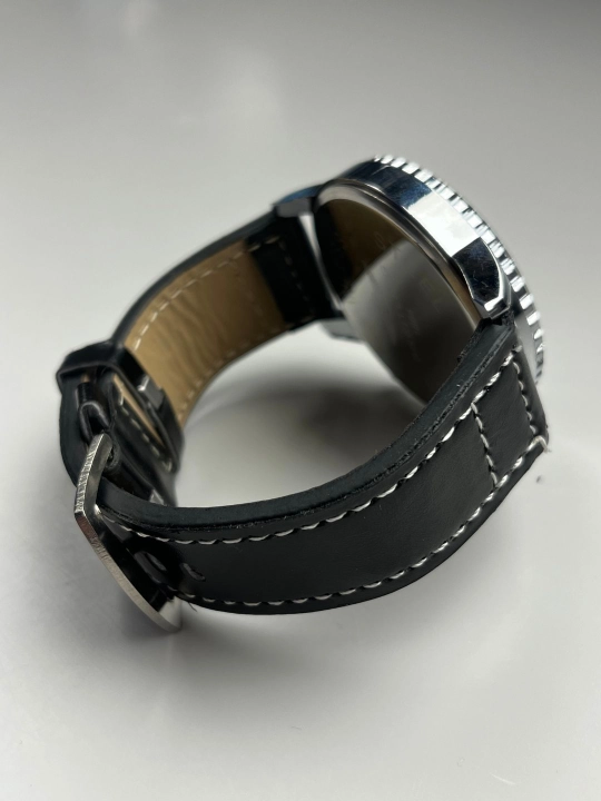 Мужские часы от BREITLING