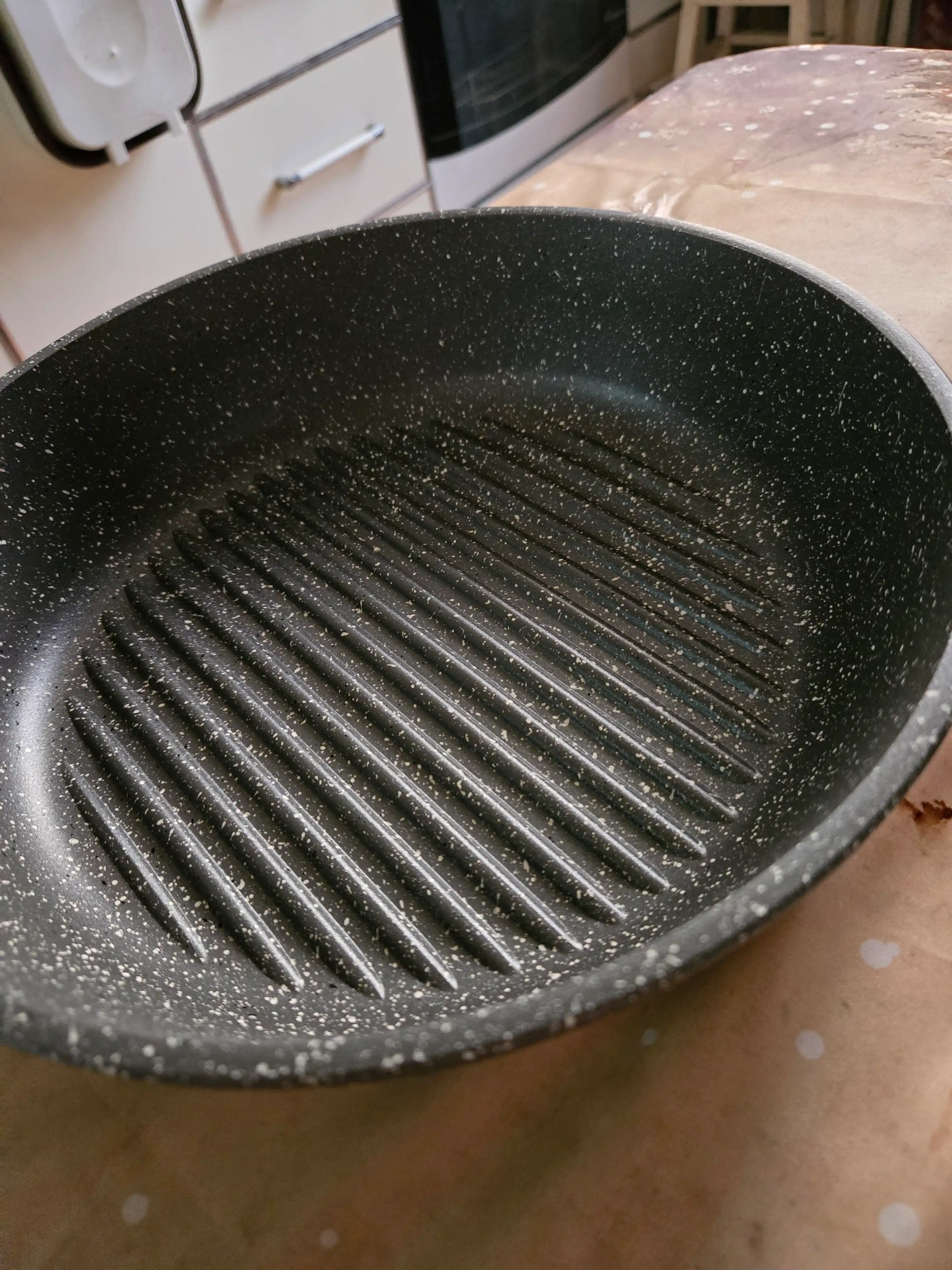 Grill tova Gornitsa, granit