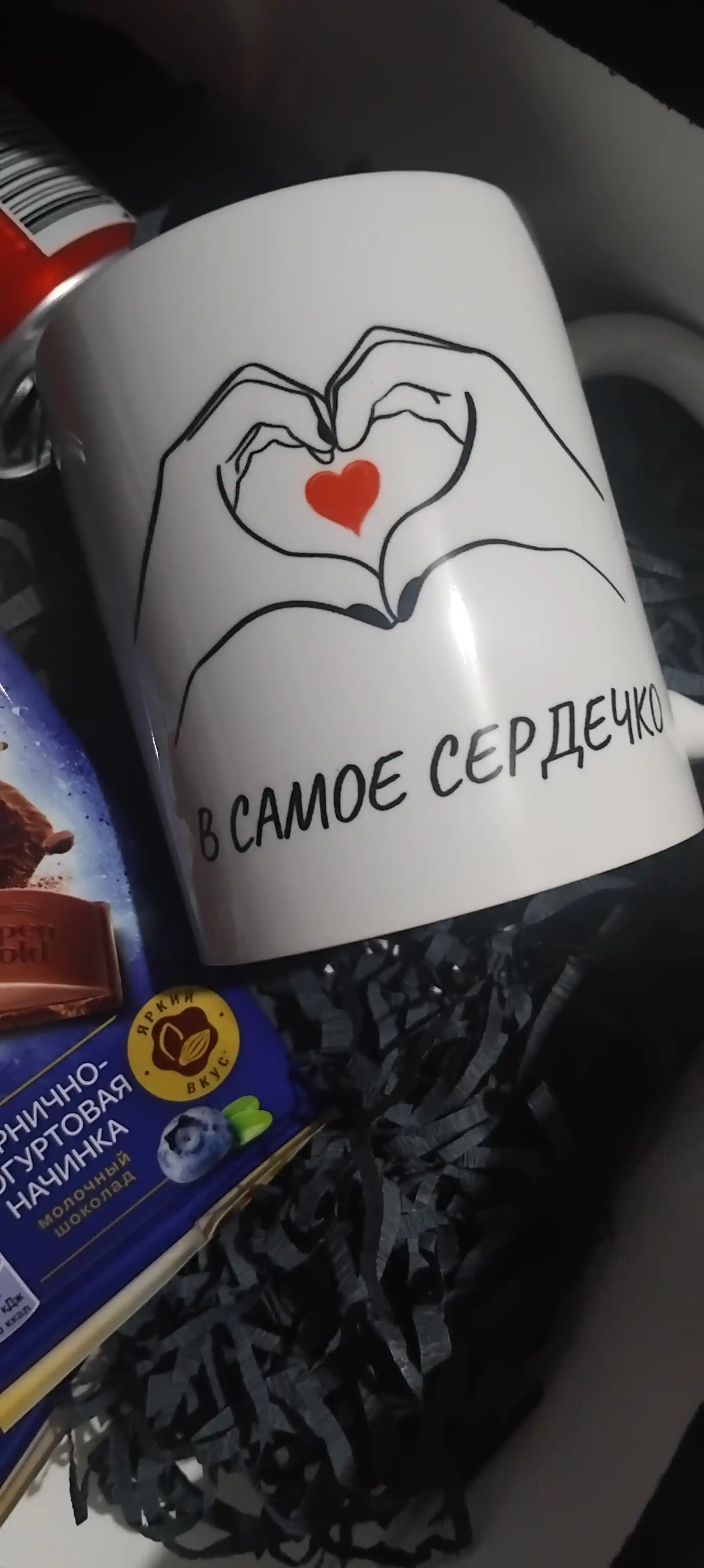 Sovg'a uchun krujka, bosmali, keramika