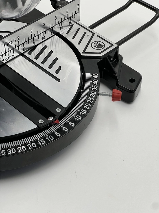 Tortsovka arra BIYOTI BYT-MS210, 1200 Vt, 210 mm disk, 5300 ayl/min