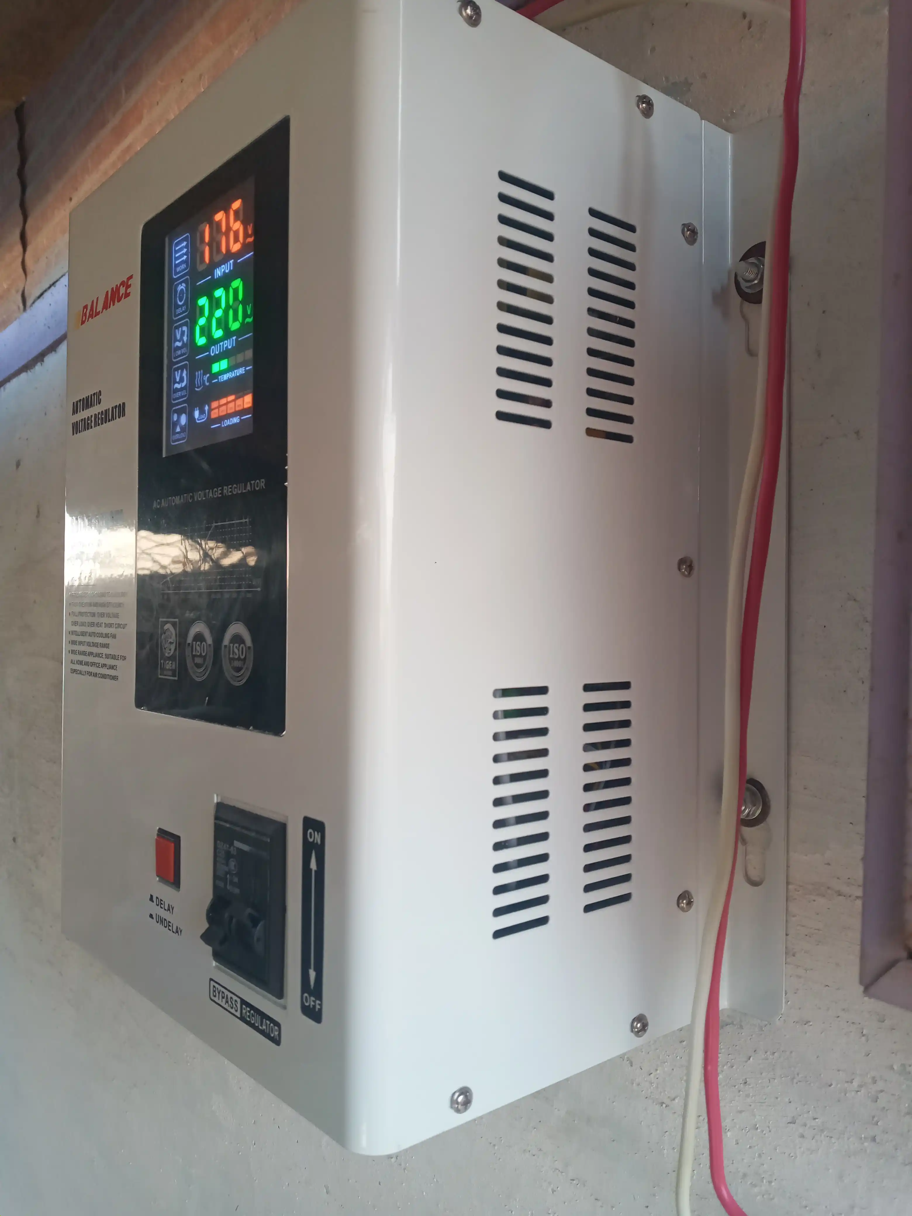 Kuchlanish stabilizatori Balance 5 kVA, releli, 45-280V