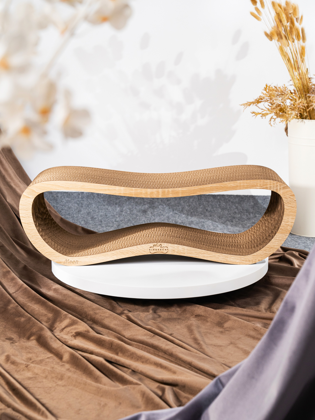 Когтеточка картонная KinderCat Moon Wood, для кошек