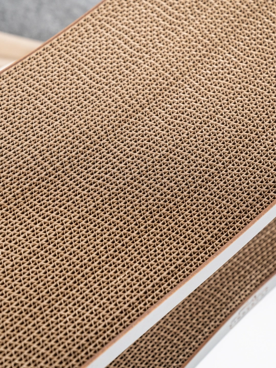 Когтеточка картонная KinderCat Moon Wood, для кошек