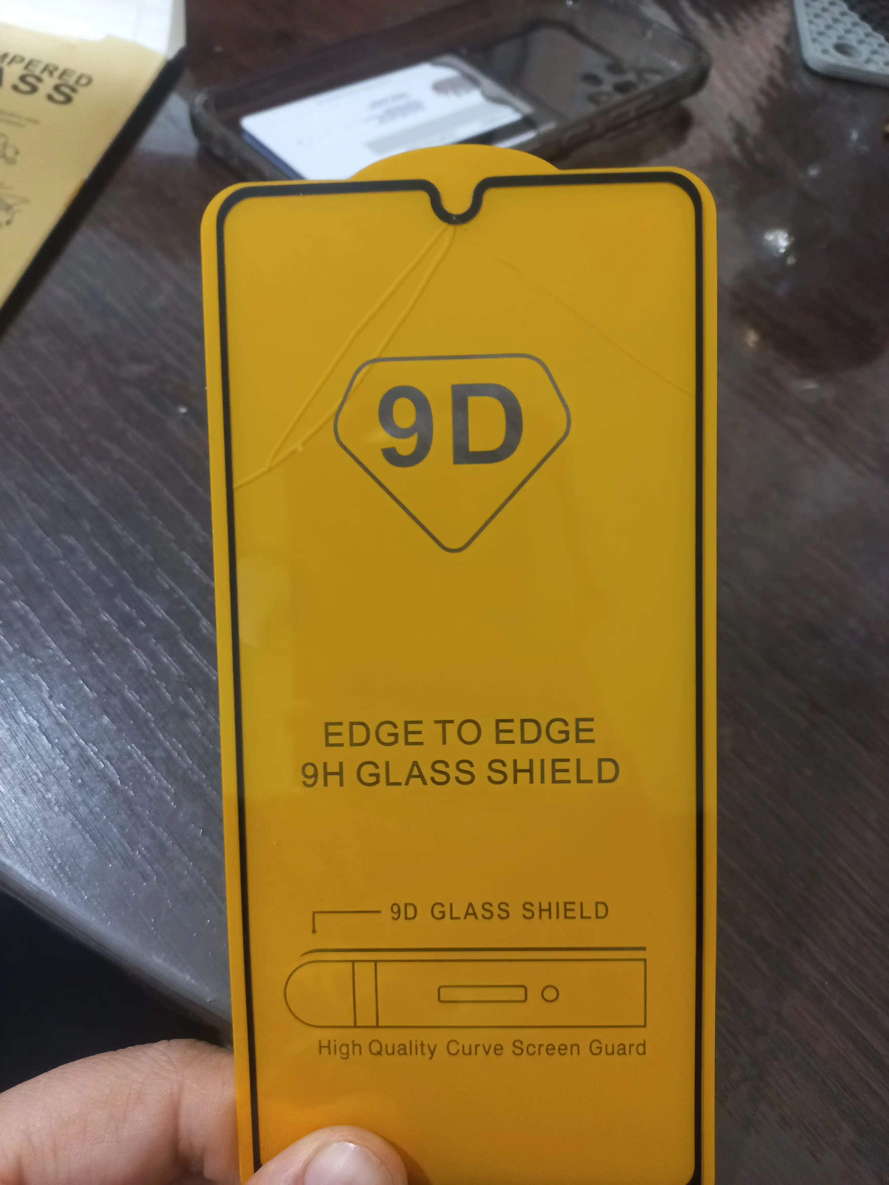 Защитное стекло 9D в упаковке для Samsung Redmi iPhone