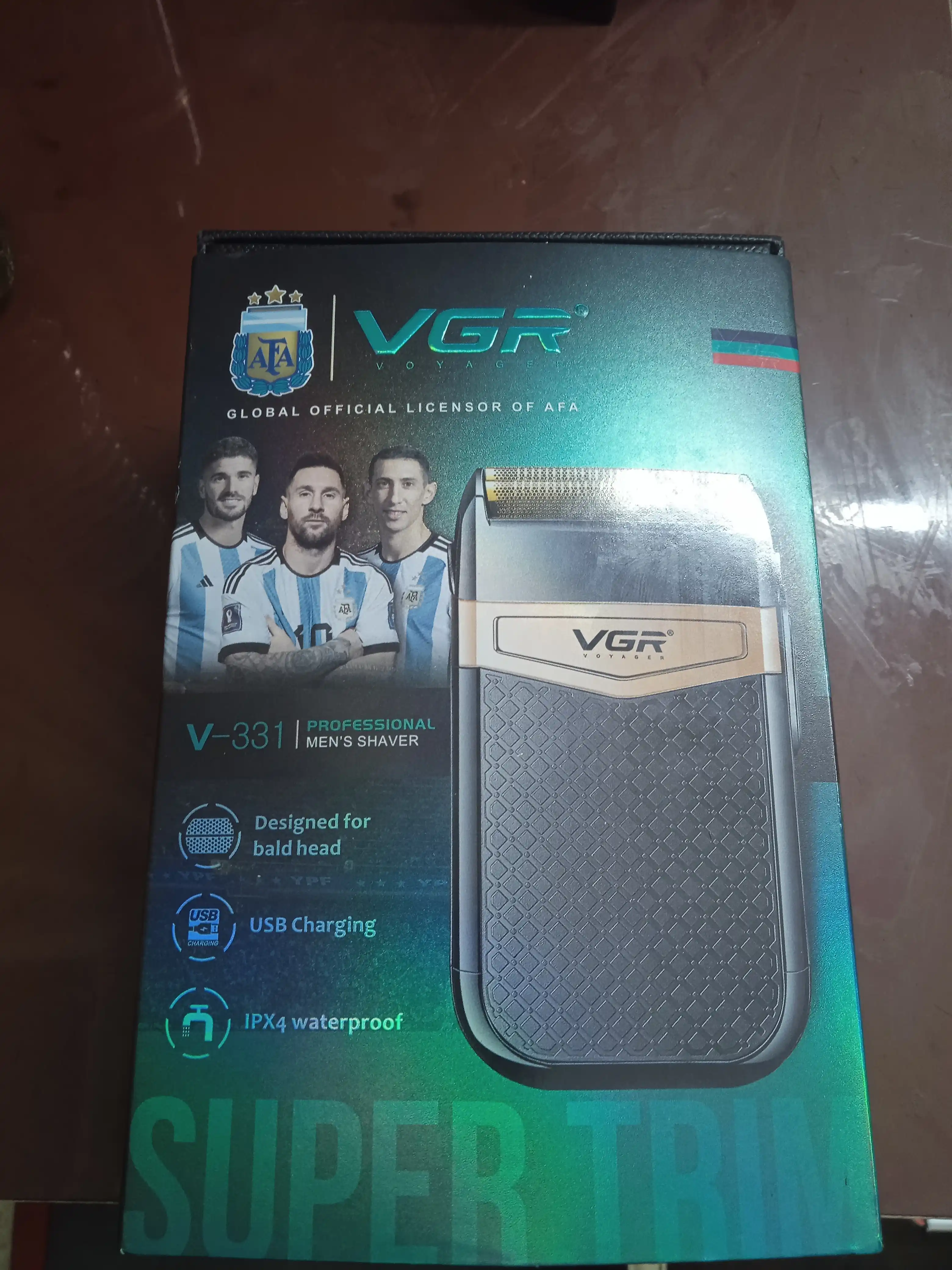 Erkaklar uchun simsiz elektr ustara VGR V-331, akkumulyatorli sheyver