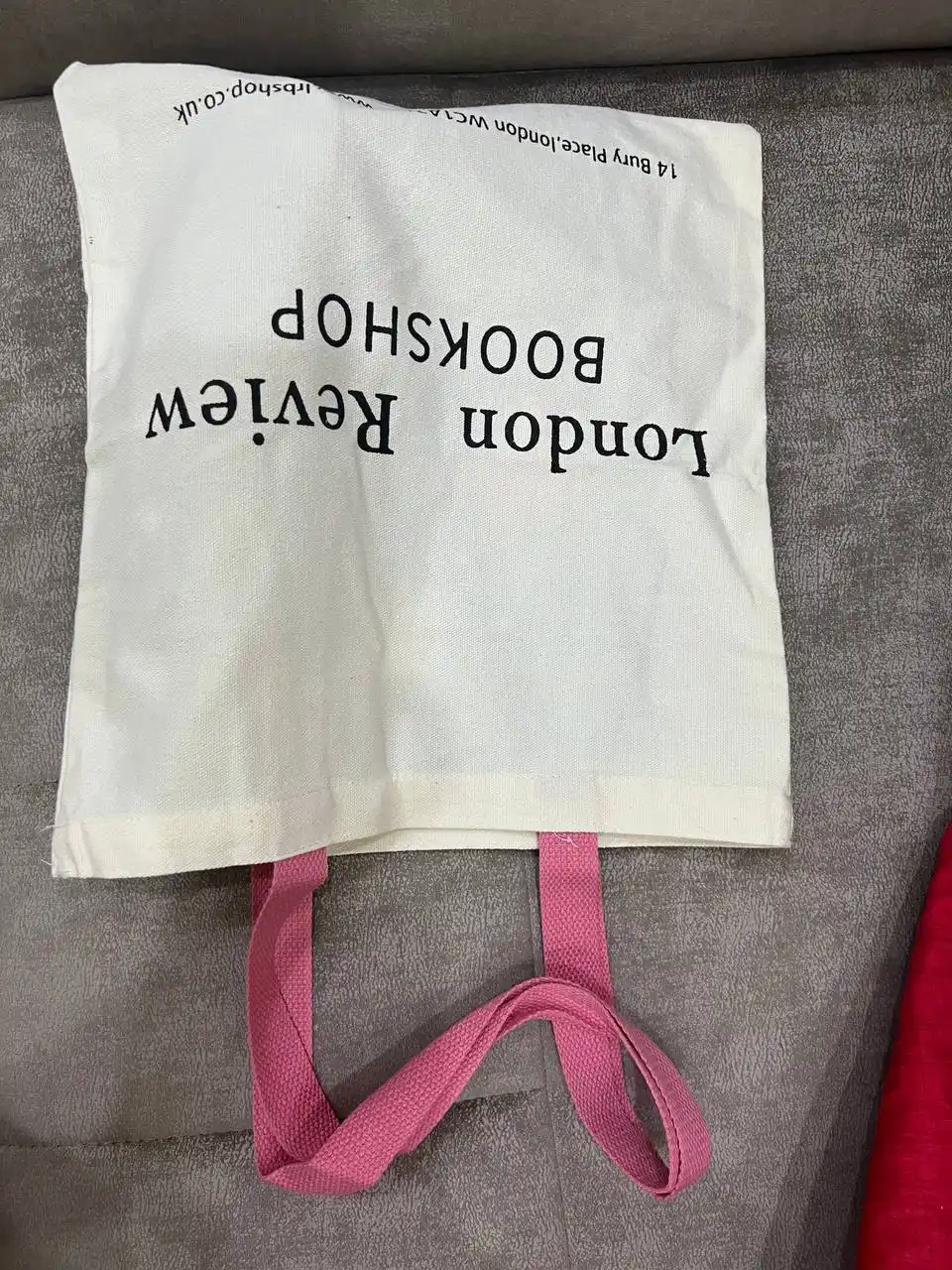 Ayollar sumka-shopperi yelka orqali, printi bor