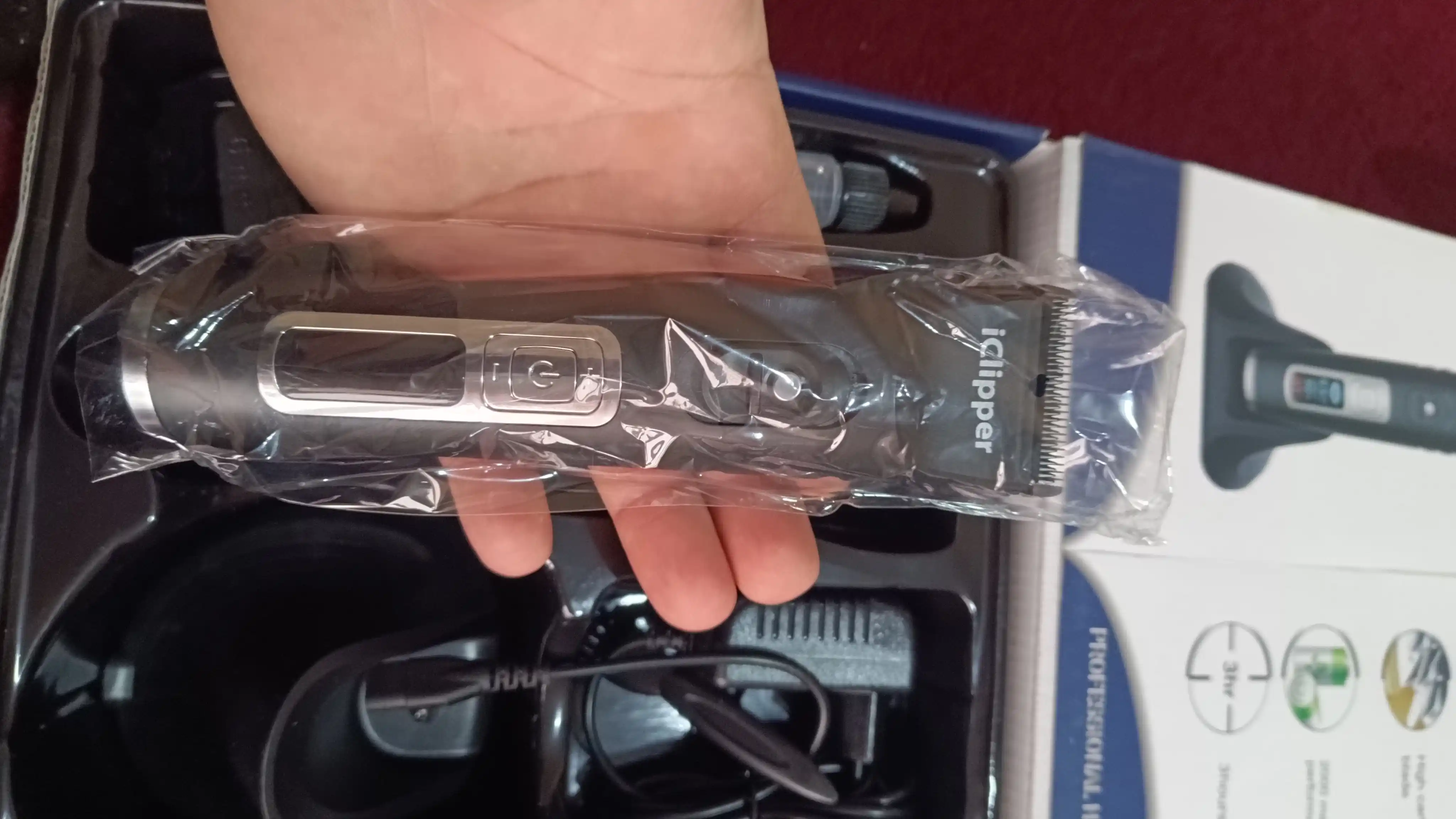 Professional simsiz soch va soqol olish mashinkasi "iClipper X-19 Professional"