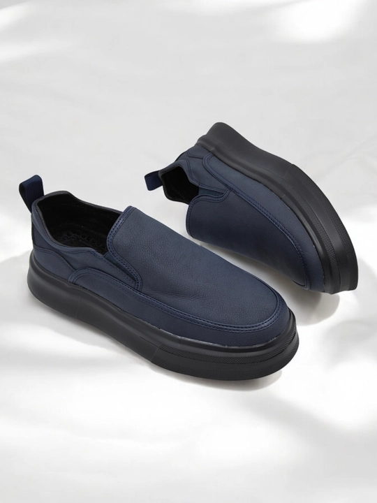 Erkaklar poyabzali, krossovkalar, eko material, 38-42
