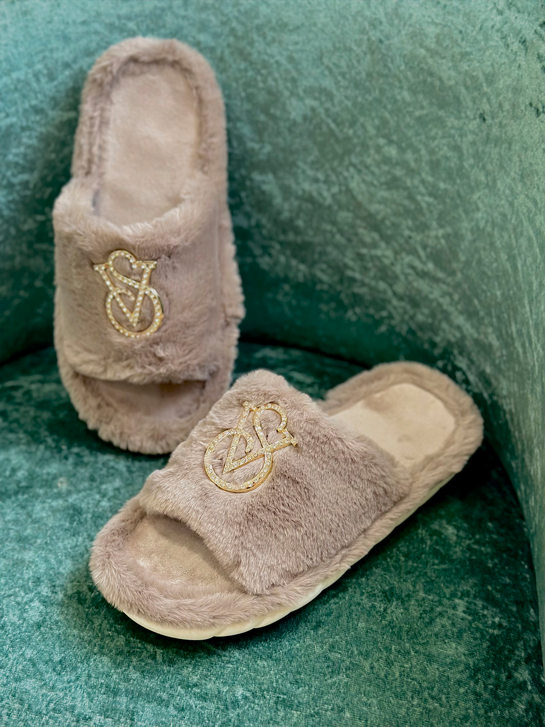 Buzilgan mushuklarning fotosuratlari Yapon ayollari dumbalarining porno suratlari