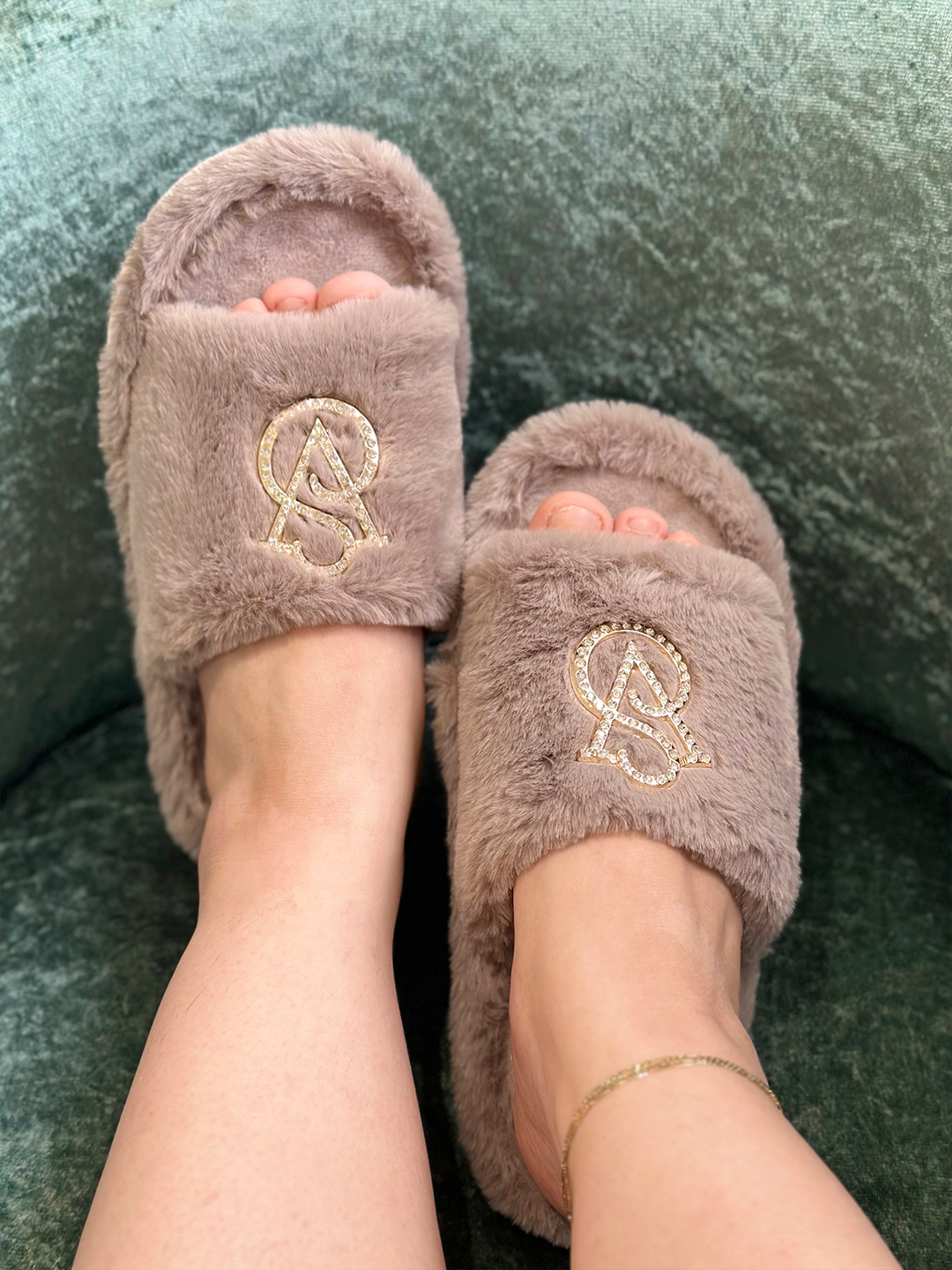 Cusco porno video Teri leggingsdagi qizning fotosurati