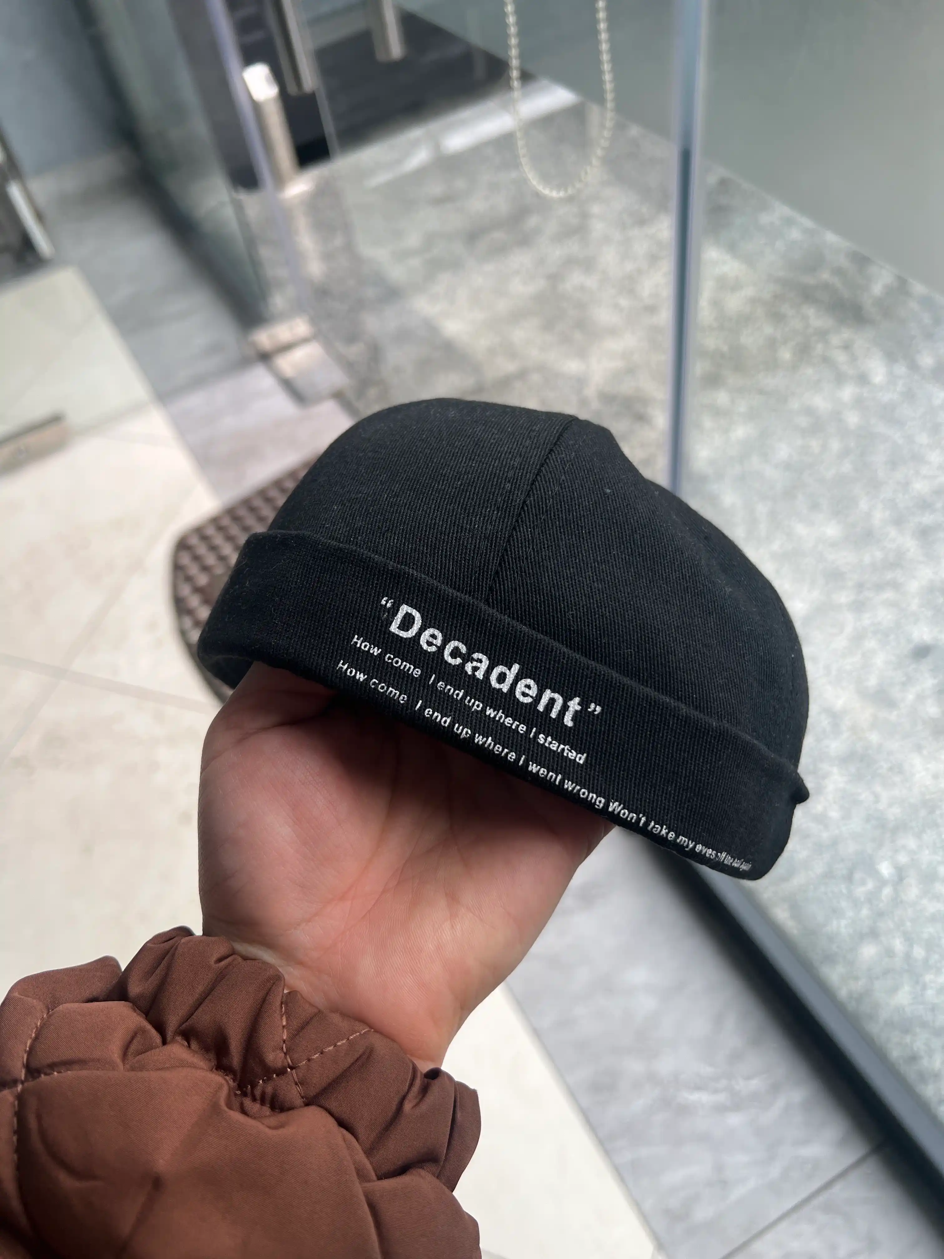 Kepka doker old qismisiz