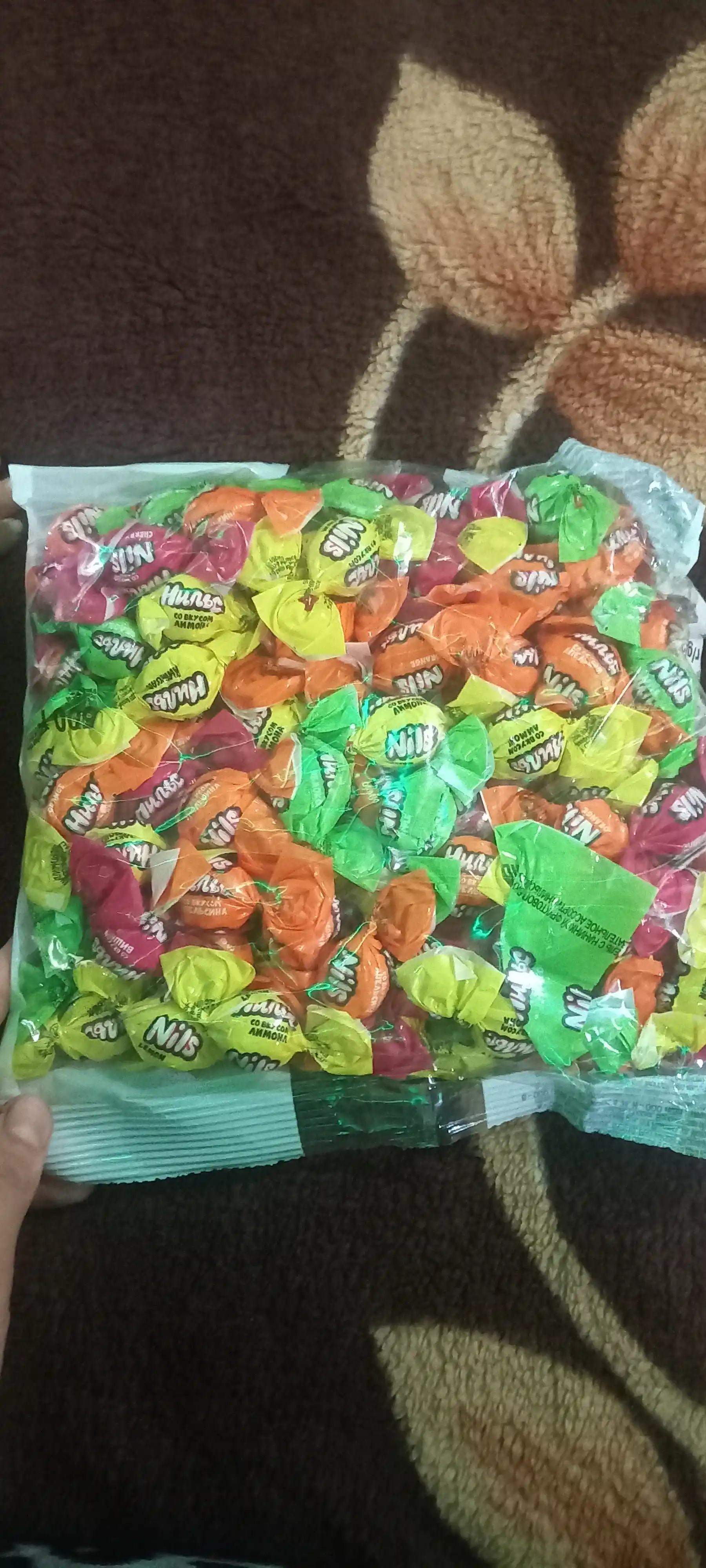 Chaynaladigan konfet Nils, 500 g