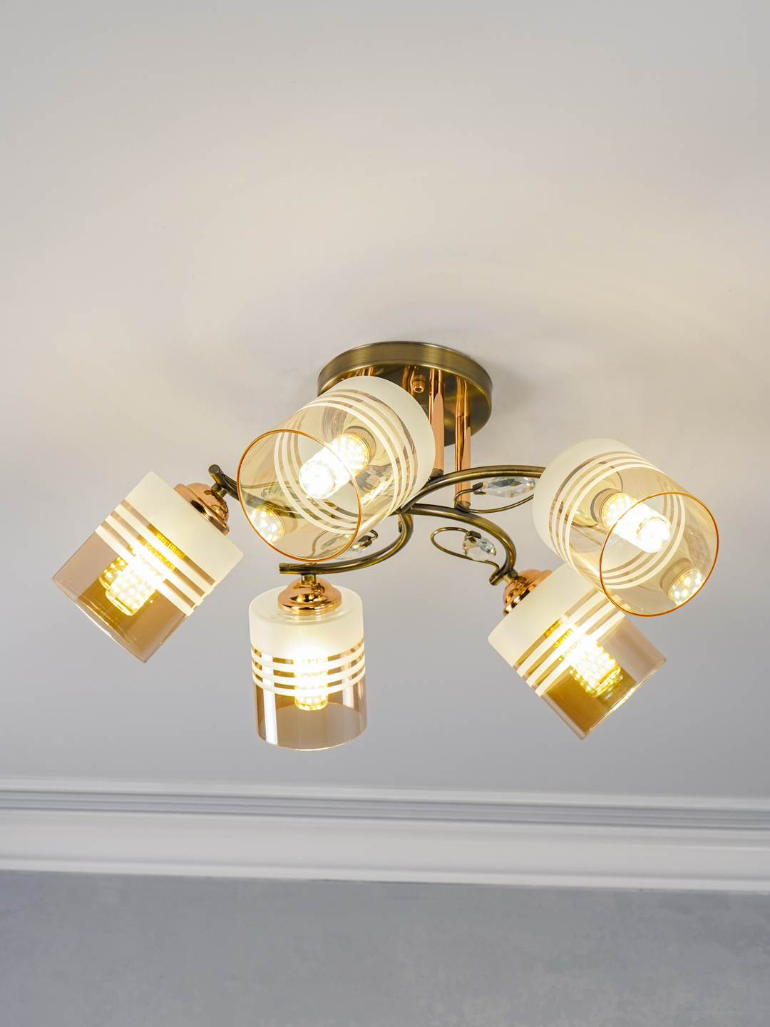 Yalangoch Natalya Zotovaning fotosuratlari Tulada tasodifiy jinsiy aloqa