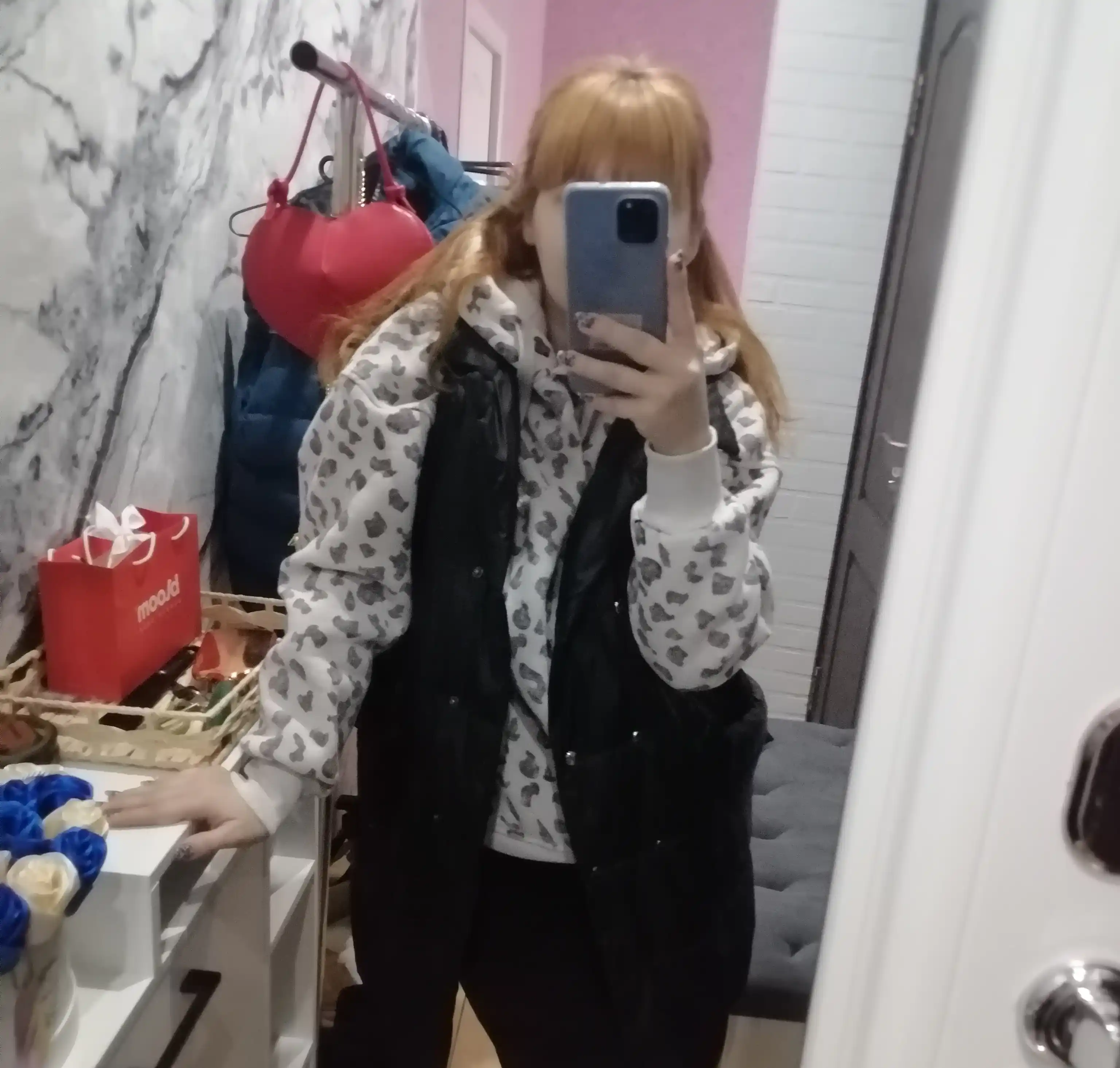 Худи утепленное, с принтом