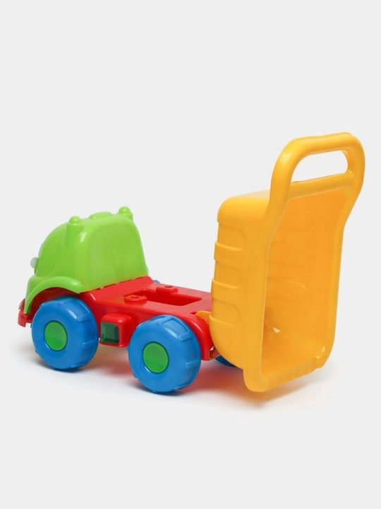 Игрушечная машинка для детей