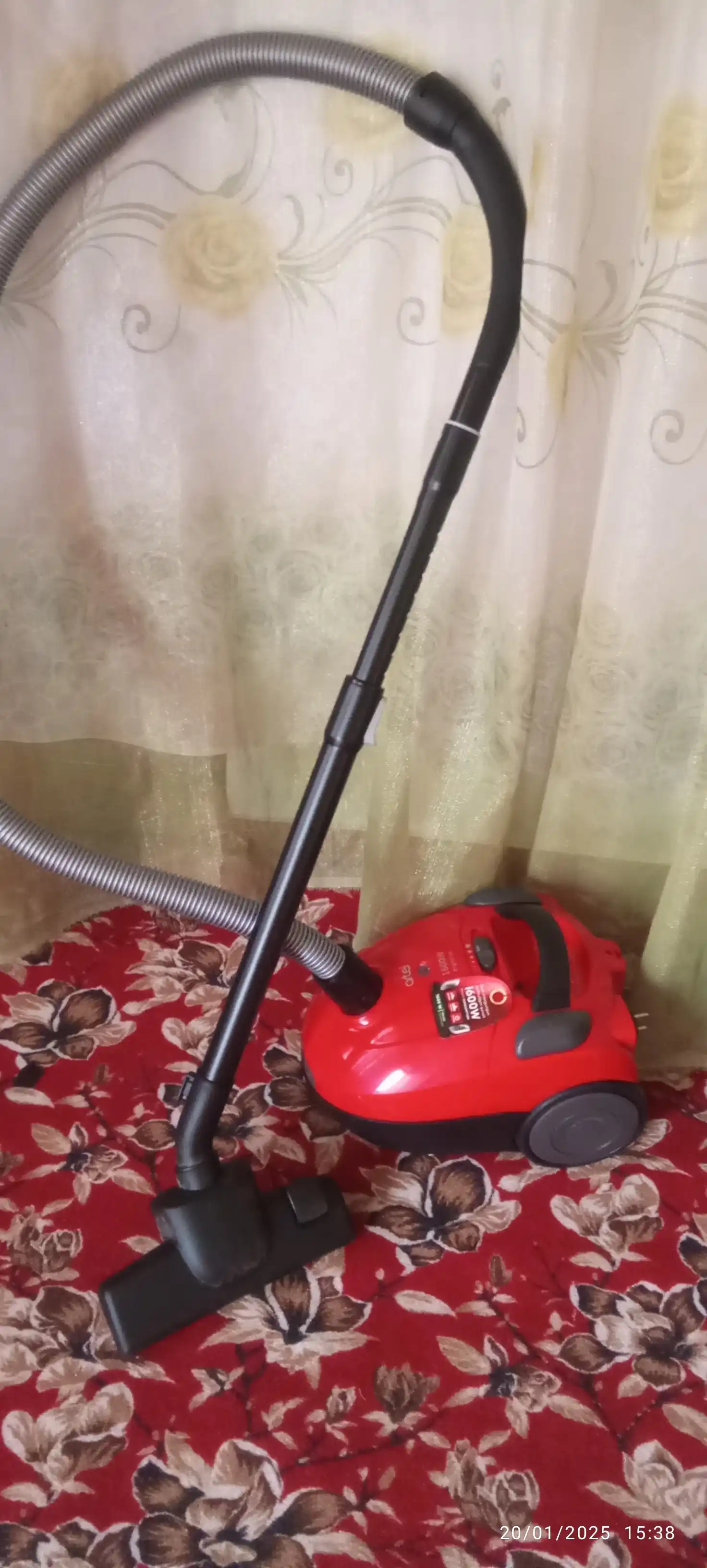 Пылесос Artel VCB0316, 1600 Вт