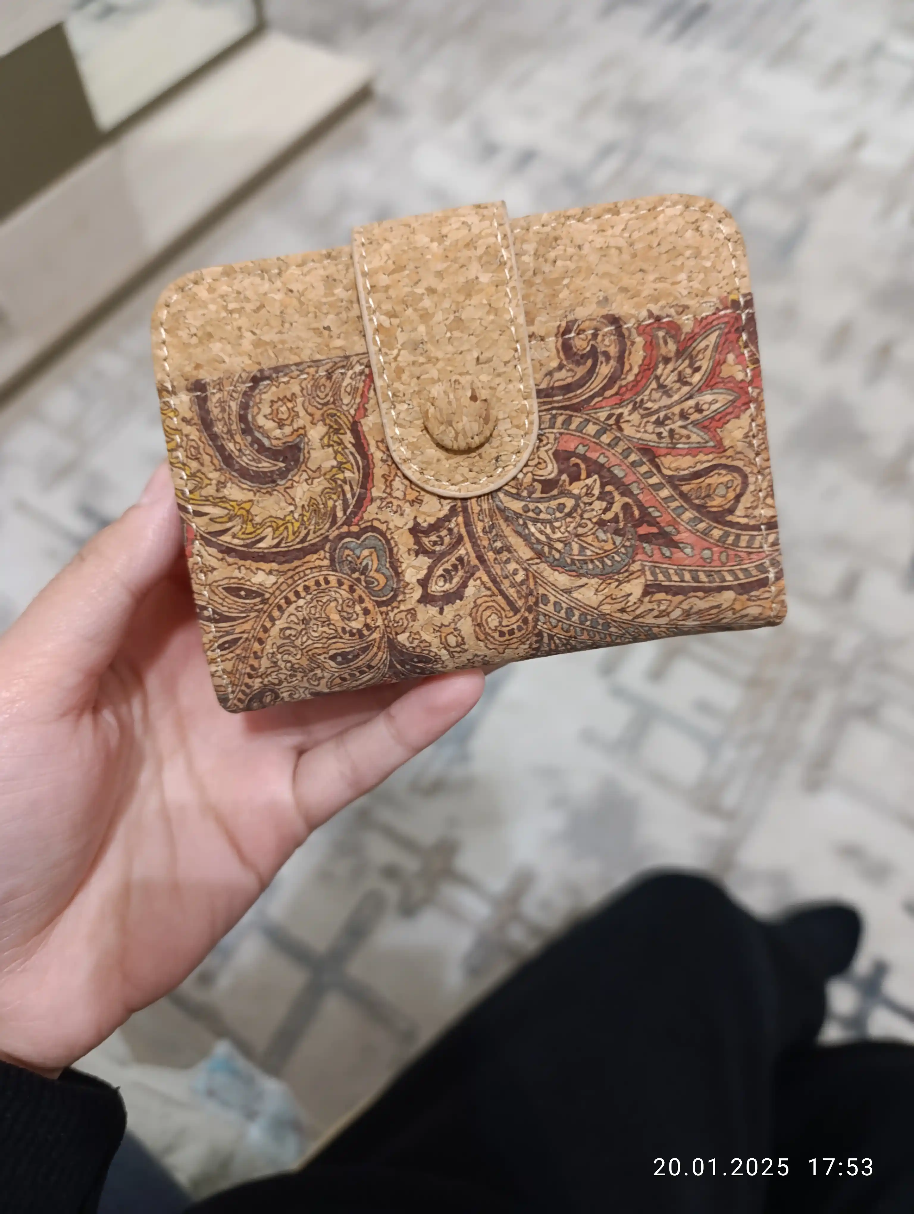 Milliy dizayndagi kichik ayollar hamyoni