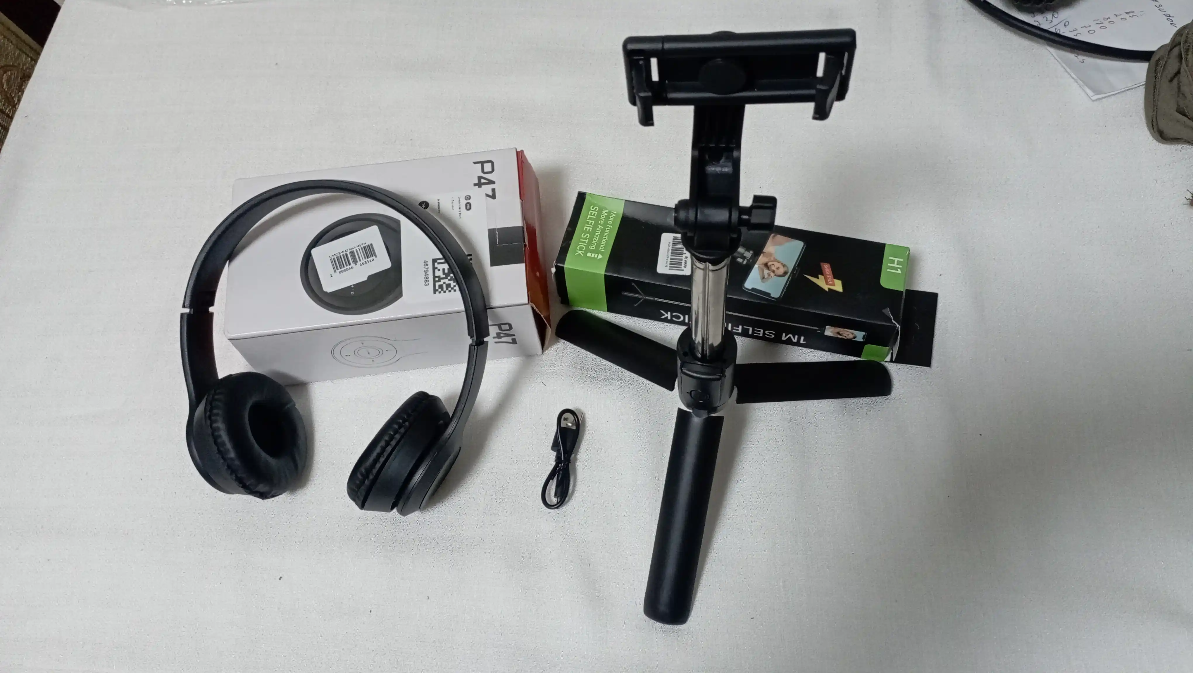 Simsiz quloqchinlar P47, Bluetooth 5.0, yig'iluvchan, mikrofon bilan, shovqinsiz