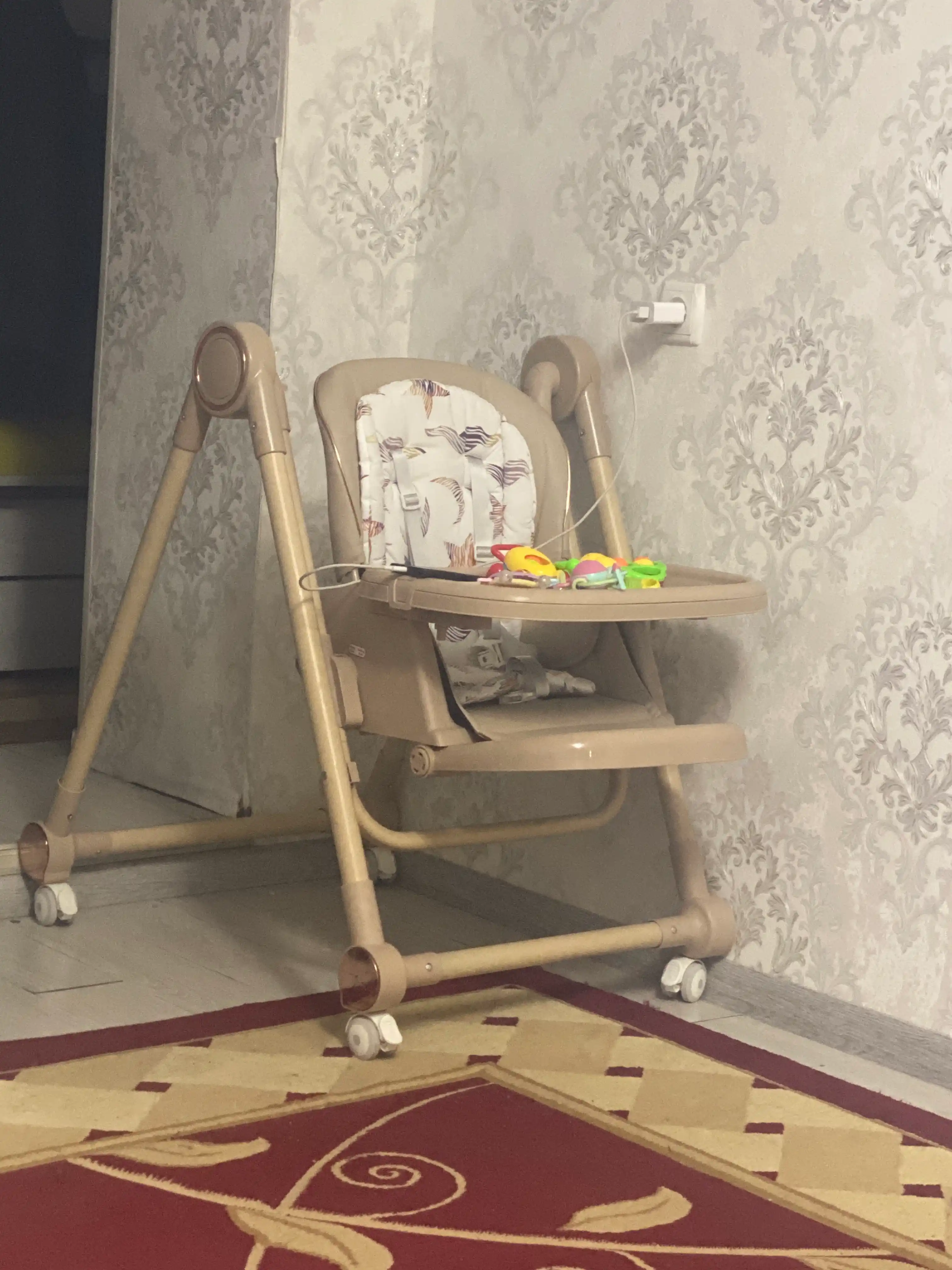Детский стульчик для кормления + качеля, 2 в 1
