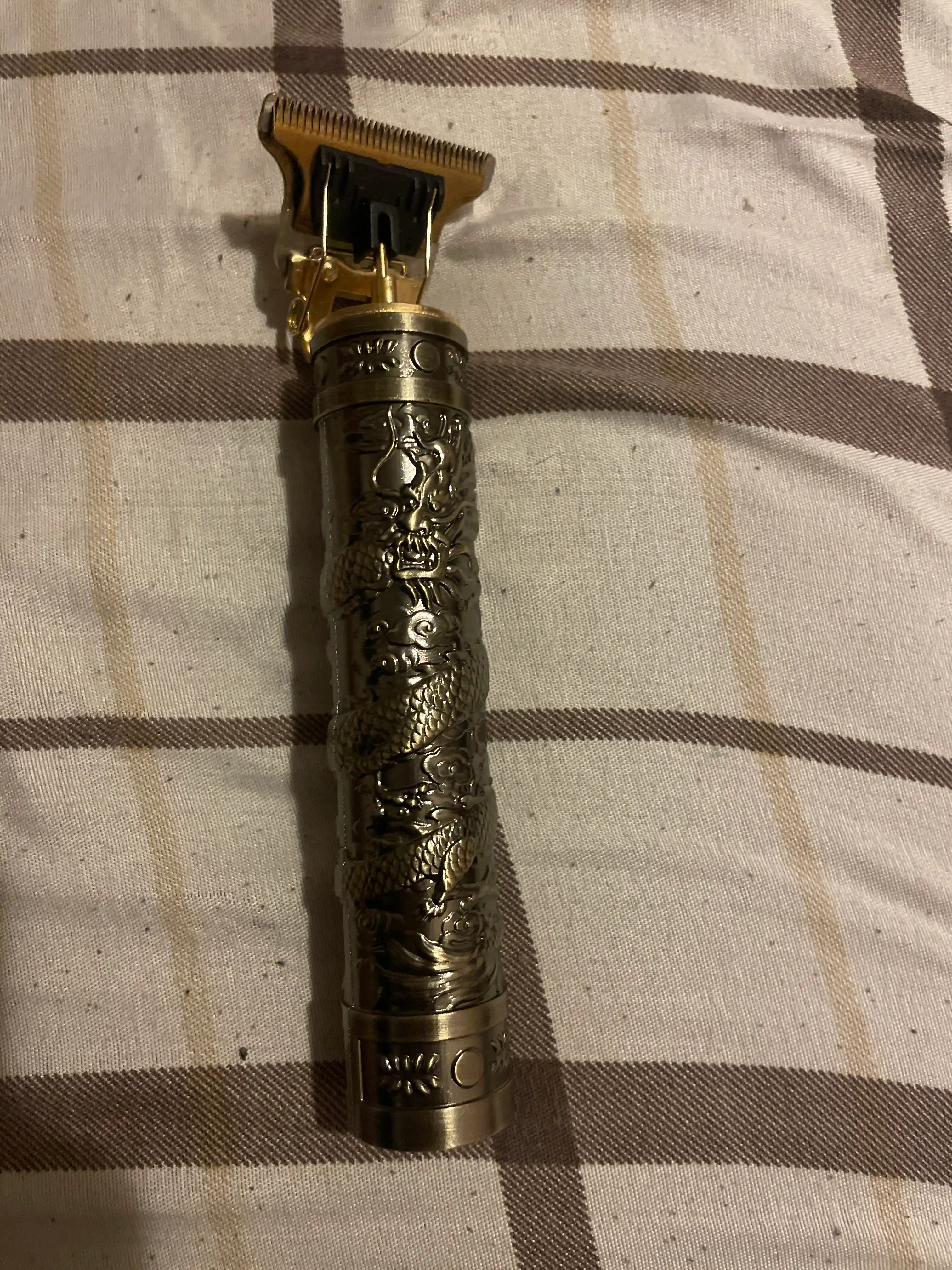 Simsiz trimmer VINTAGE T9, Dragon dizayn, 4 nasadka, 2 soat batareya
