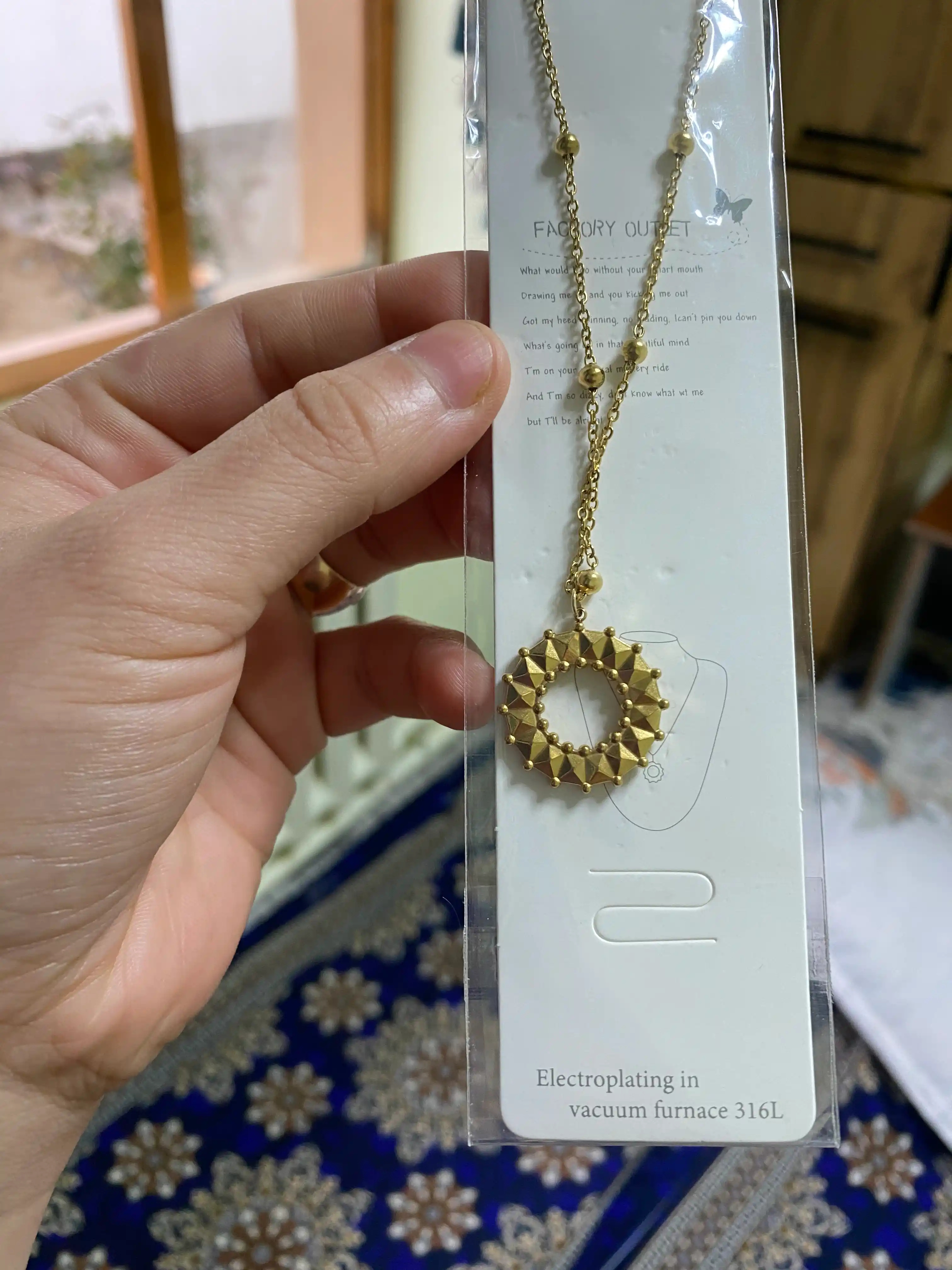 Ayollar va qizlar uchun marjon, ayollar marjonlari yurakcha shakli bilan