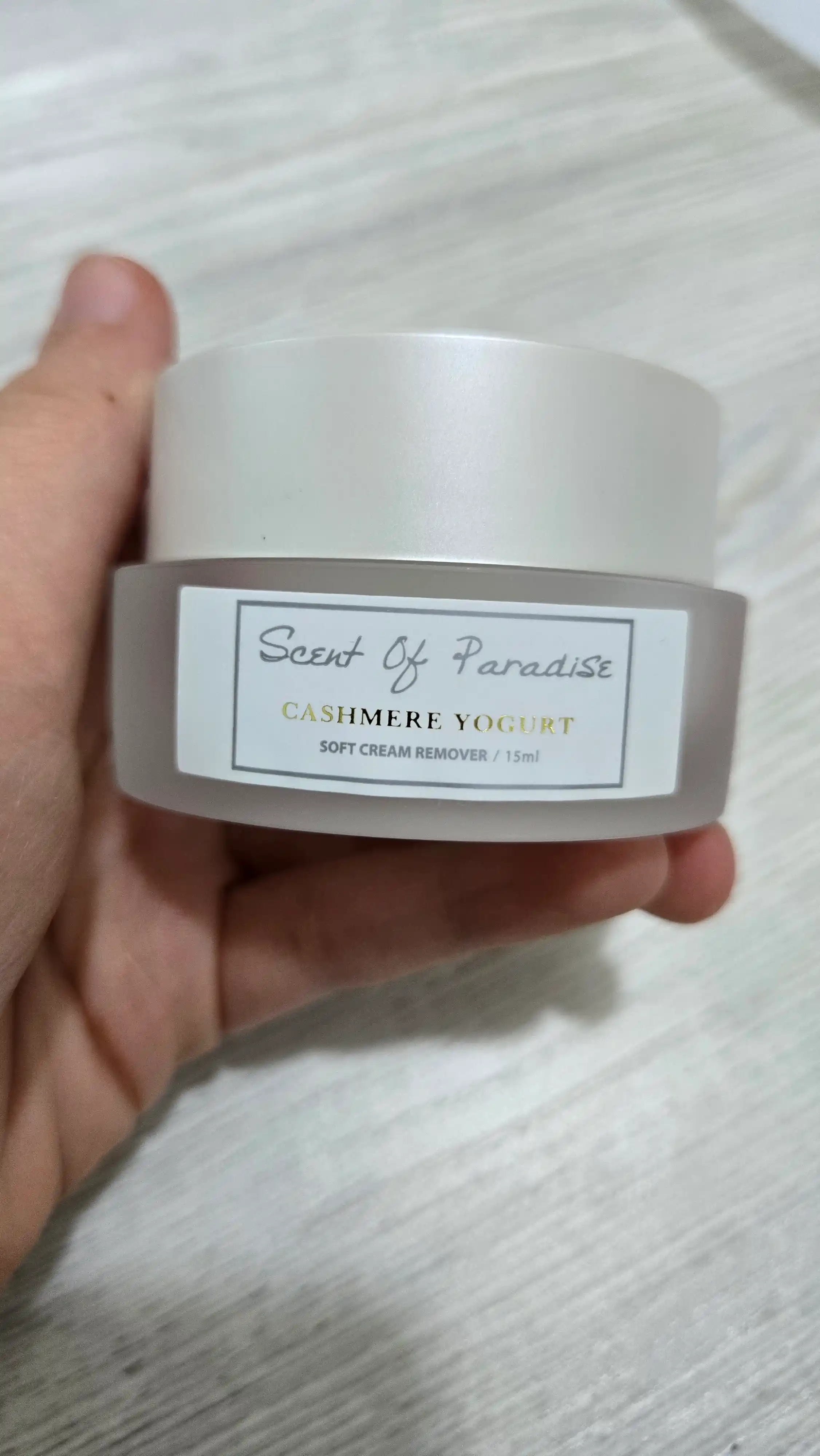Remuver krem Dlux Professional "Cashemire yogurt", 15 g