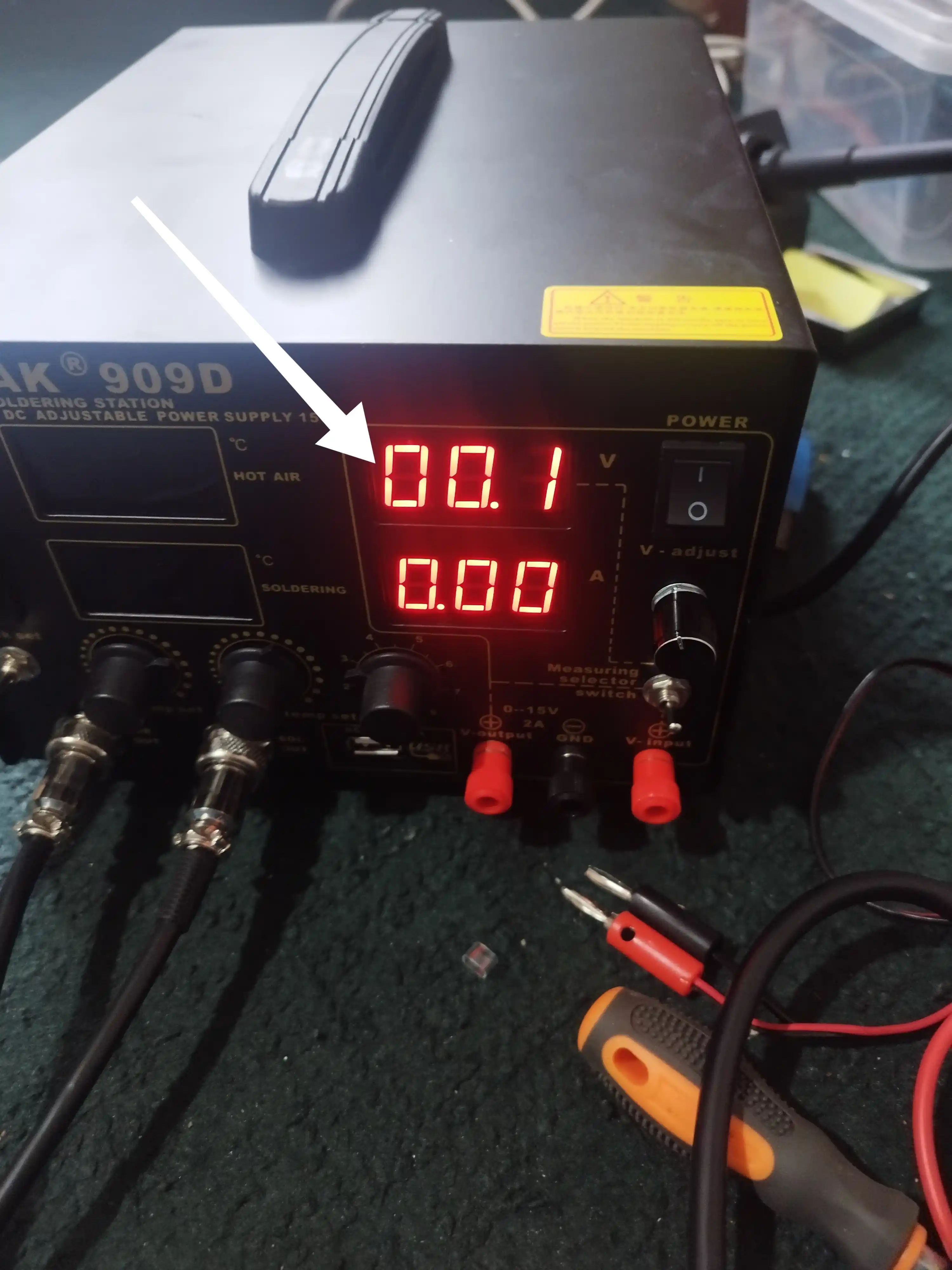 Паяльная и ремонтная станция Gordak 909D