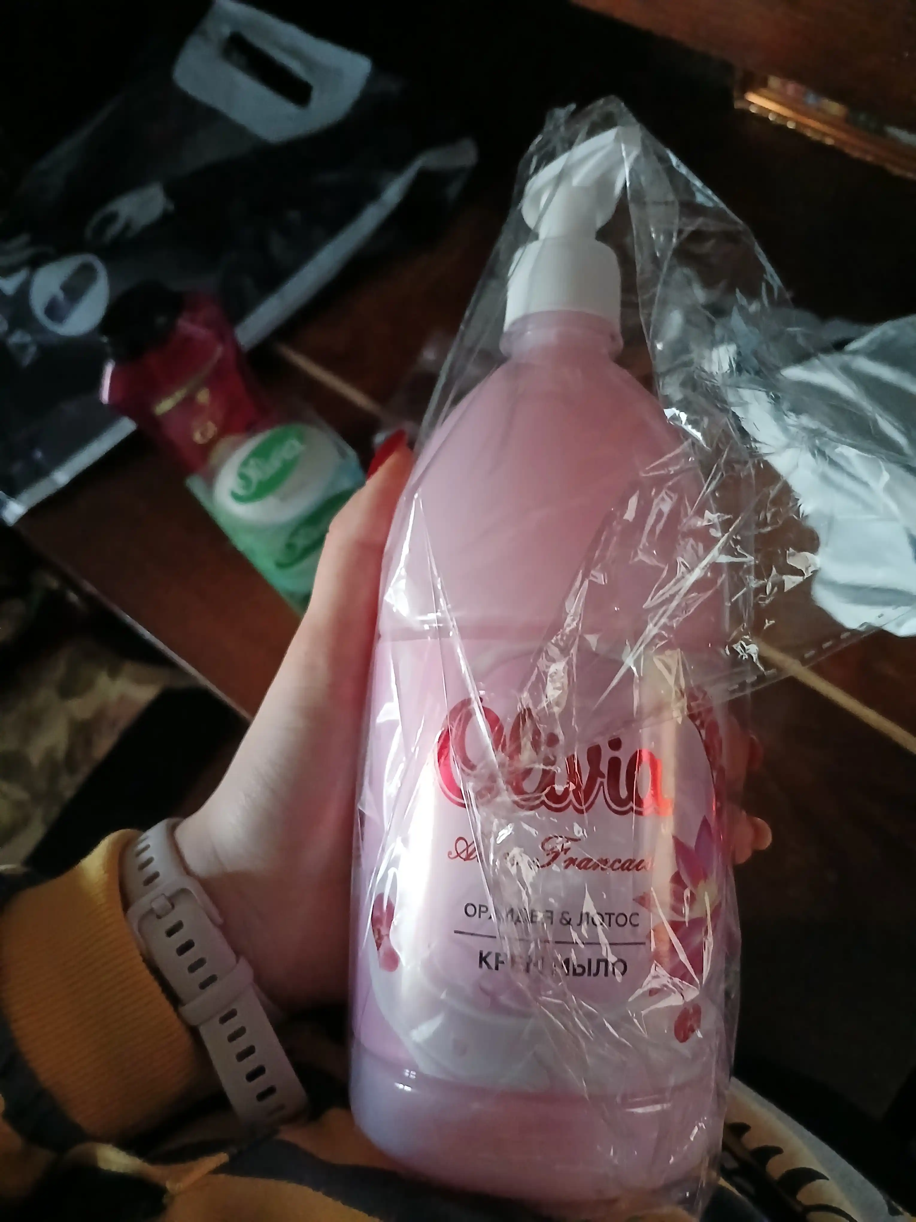 Suyuq sovun Olivia Love & Fruttis Orxideya va Lotus, 1 litr