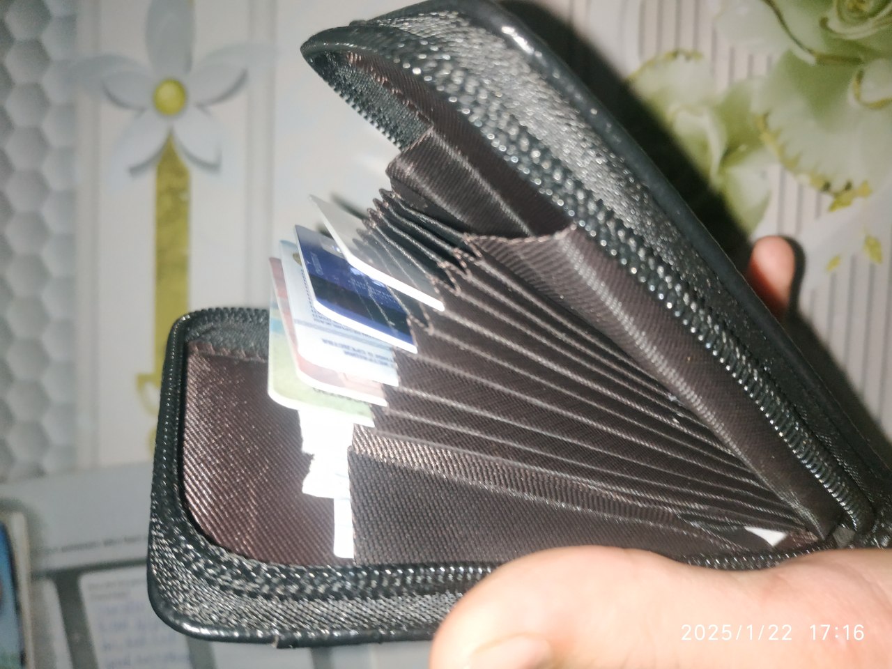 Eko-charm vizitka hamyoni, ID, haydovchilik guvohnomasi va plastik kartochkalar uchun