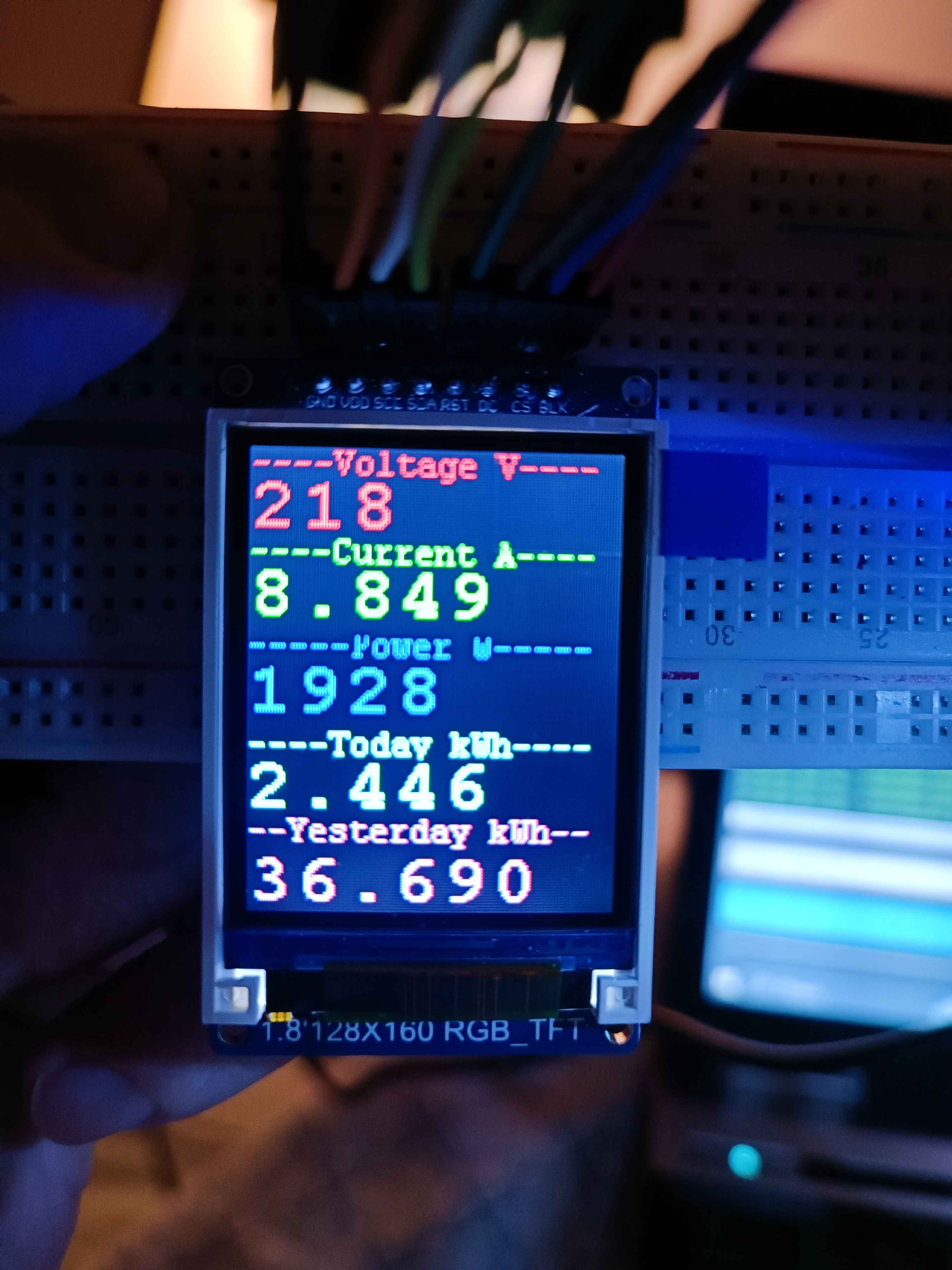 LCD displey rangi 128160, 1,8" TFT (ST7735S)