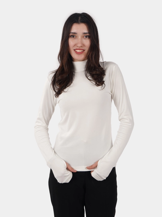 Ayollar uchun bluzka, uzun yengli - 
