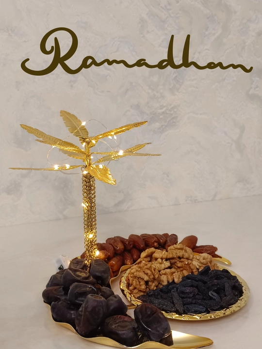 Muborak Ramazon bayrami uchun, oy va yulduz shaklida dekarativ idishlar,shirinliklar uchun