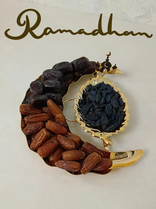 Muborak Ramazon bayrami uchun, oy va yulduz shaklida dekarativ idishlar,shirinliklar uchun