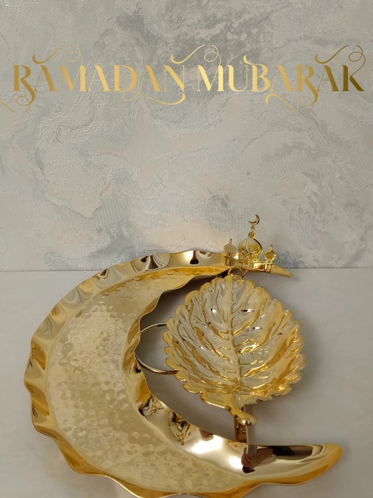 Muborak Ramazon bayrami uchun, oy va yulduz shaklida dekarativ idishlar,shirinliklar uchun