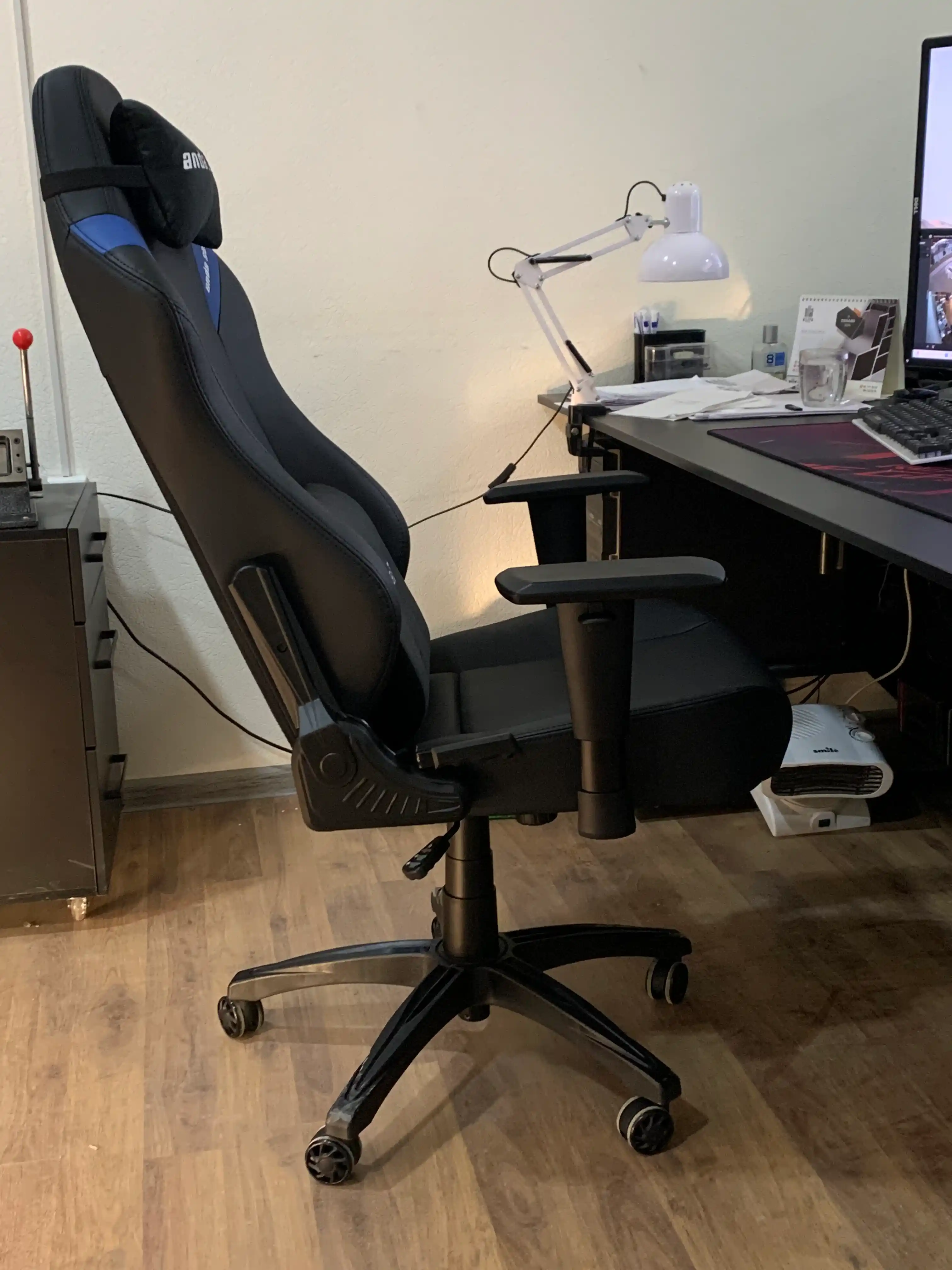 Kompyuter o'yin kreslosi Anda Seat Luna Size L
