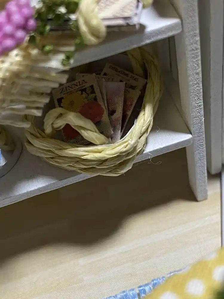 Rumboks DIY "Mushukcha yotoqxonasi" yoritgich bilan, konstruktor, rus tilidagi ko'rsatma
