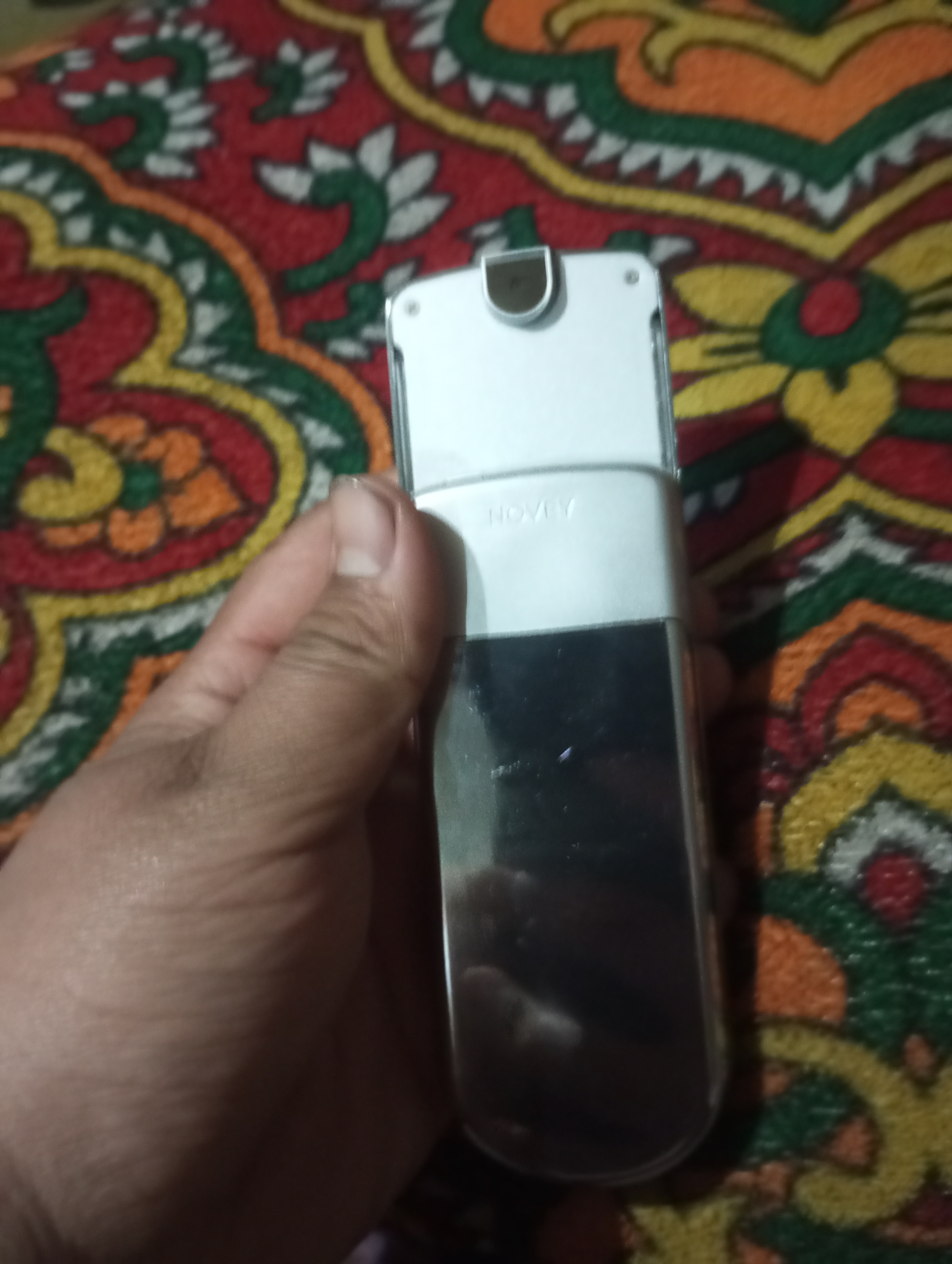 Novey N880 mobil telefon, tugmali telefon, metall, 2 SIM