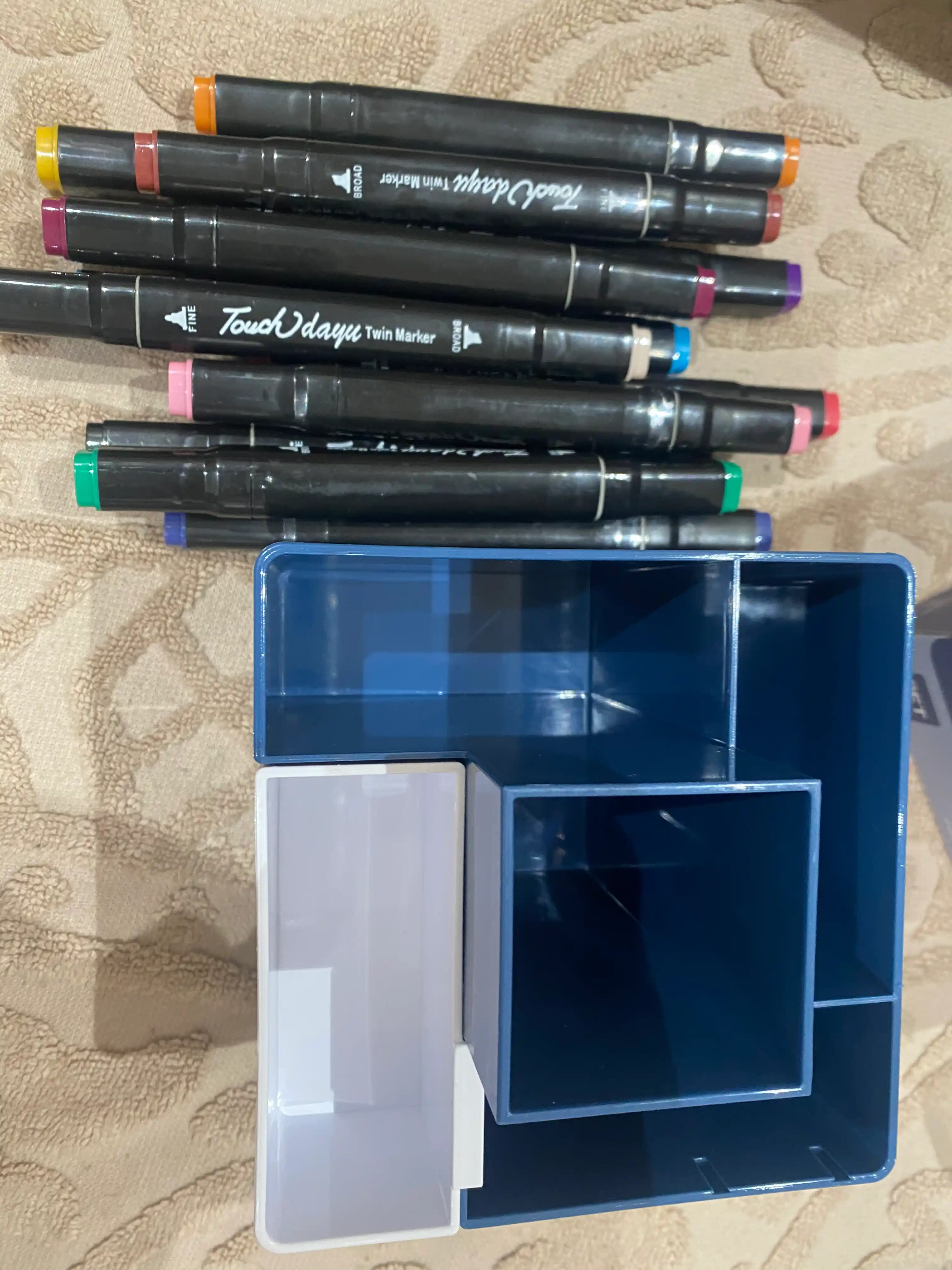 Ruchkalar, qalamlar va o'quv qurollari uchun stendli organayzer, Deli Pen Holder Z072