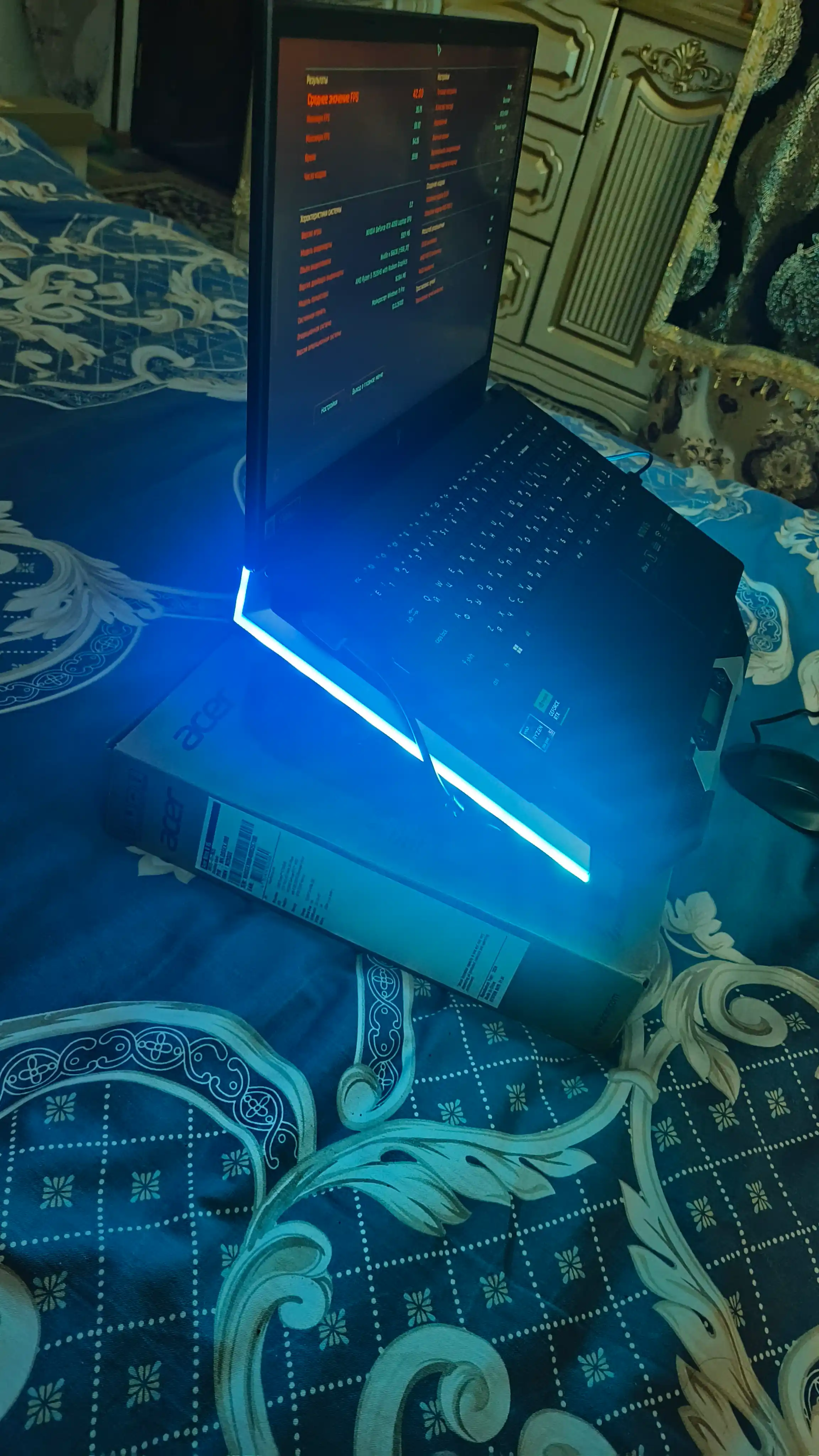 2E GAMING sovutgichli noutbuk tagligi, 14"-17.3," LED yoritgich, kuchli