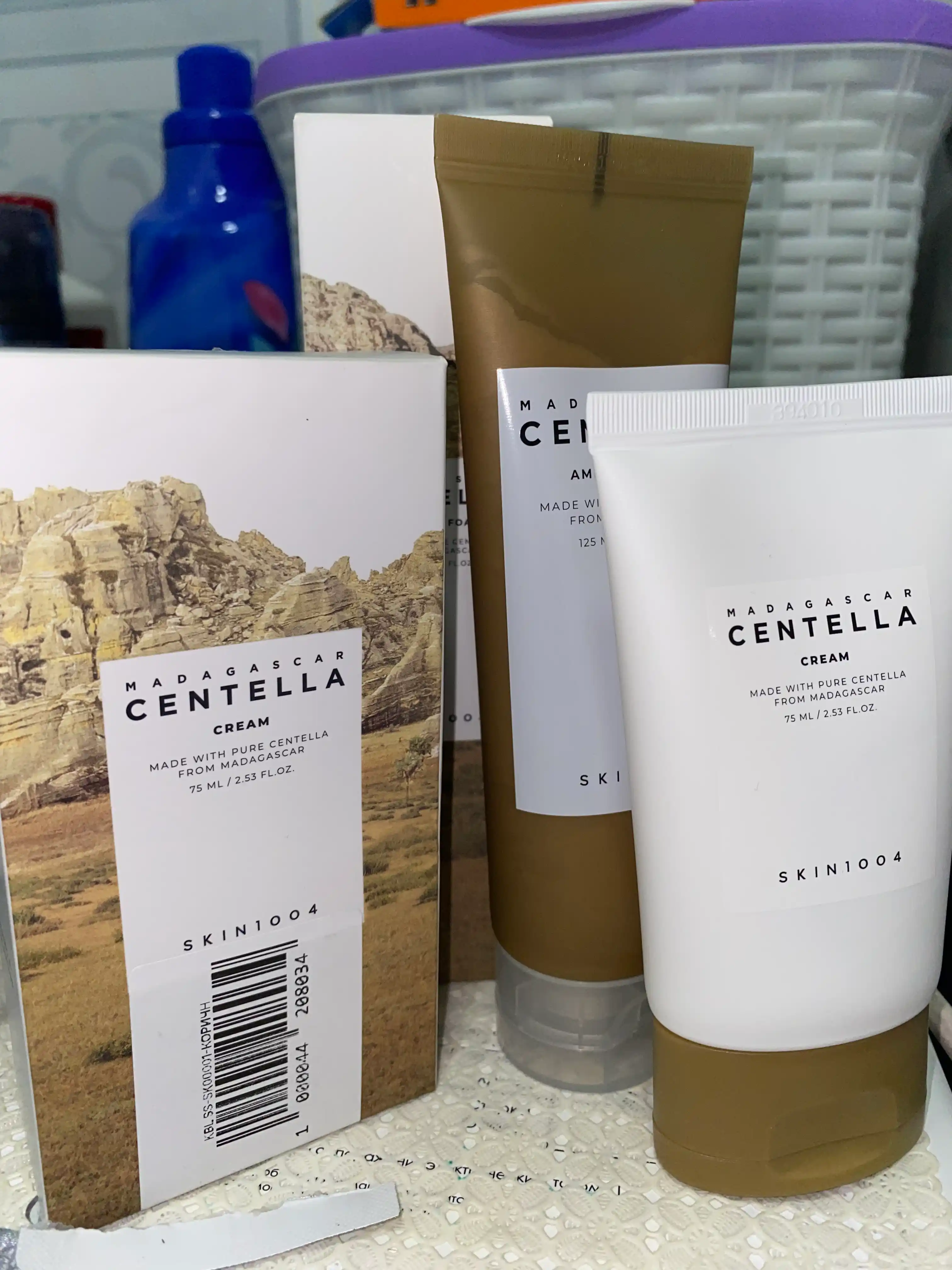 Centella bilan yuvinish uchun ko'pik, Skin1004 Madagaskar Centella Ampoule ko'pik, 125 ml