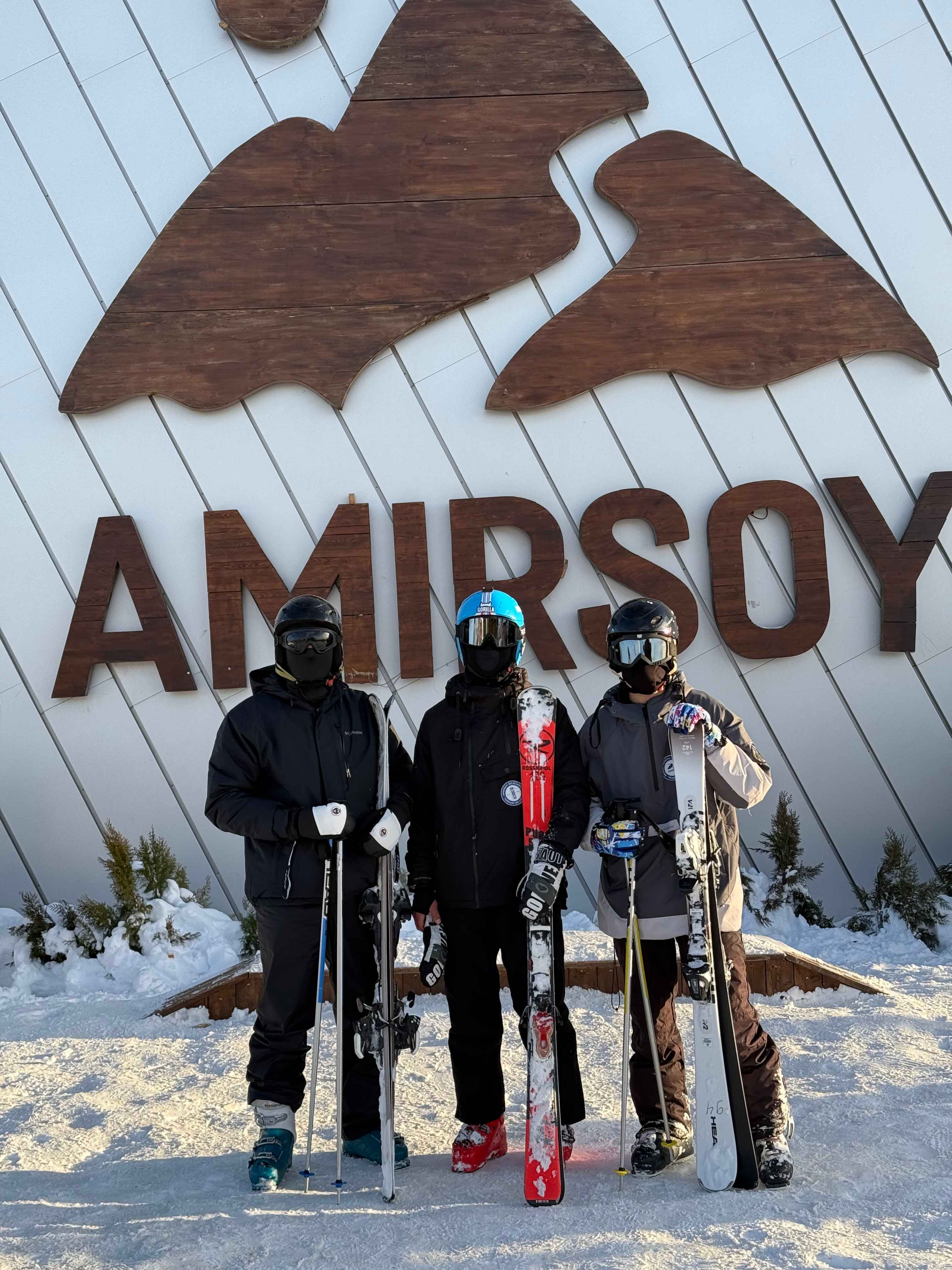 Turli sport turlari uchun snoubord, UV tog‘ chang‘isi ko‘zoynagi