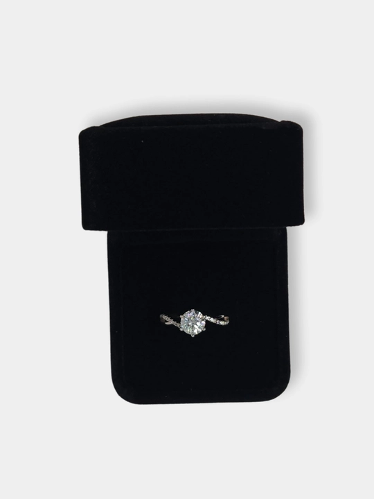Ayollar uchun yasalgan "Moissanite" toshli Uzuk  GRA brendi - 