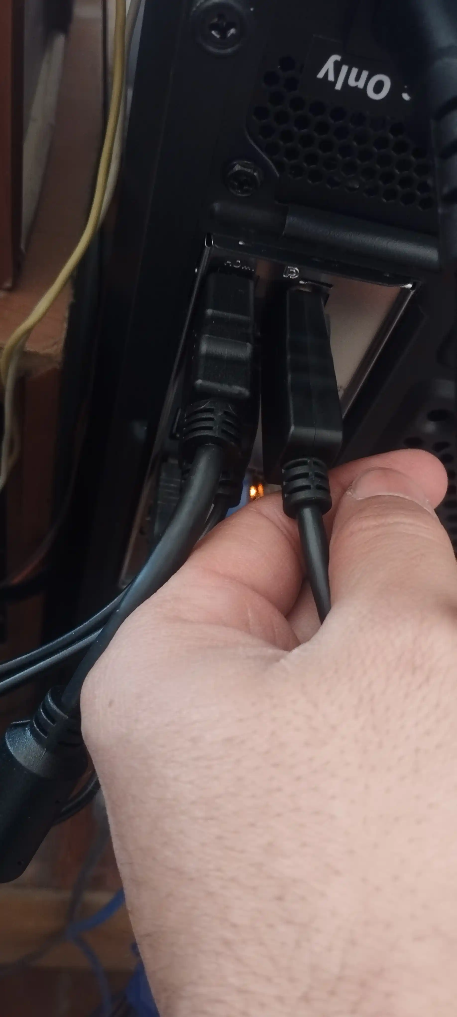 Adapter, konvertor DisplayPort - DP/VGA, DisplayPort-HDMI, miniDP/HDMI, miniDP/VGA