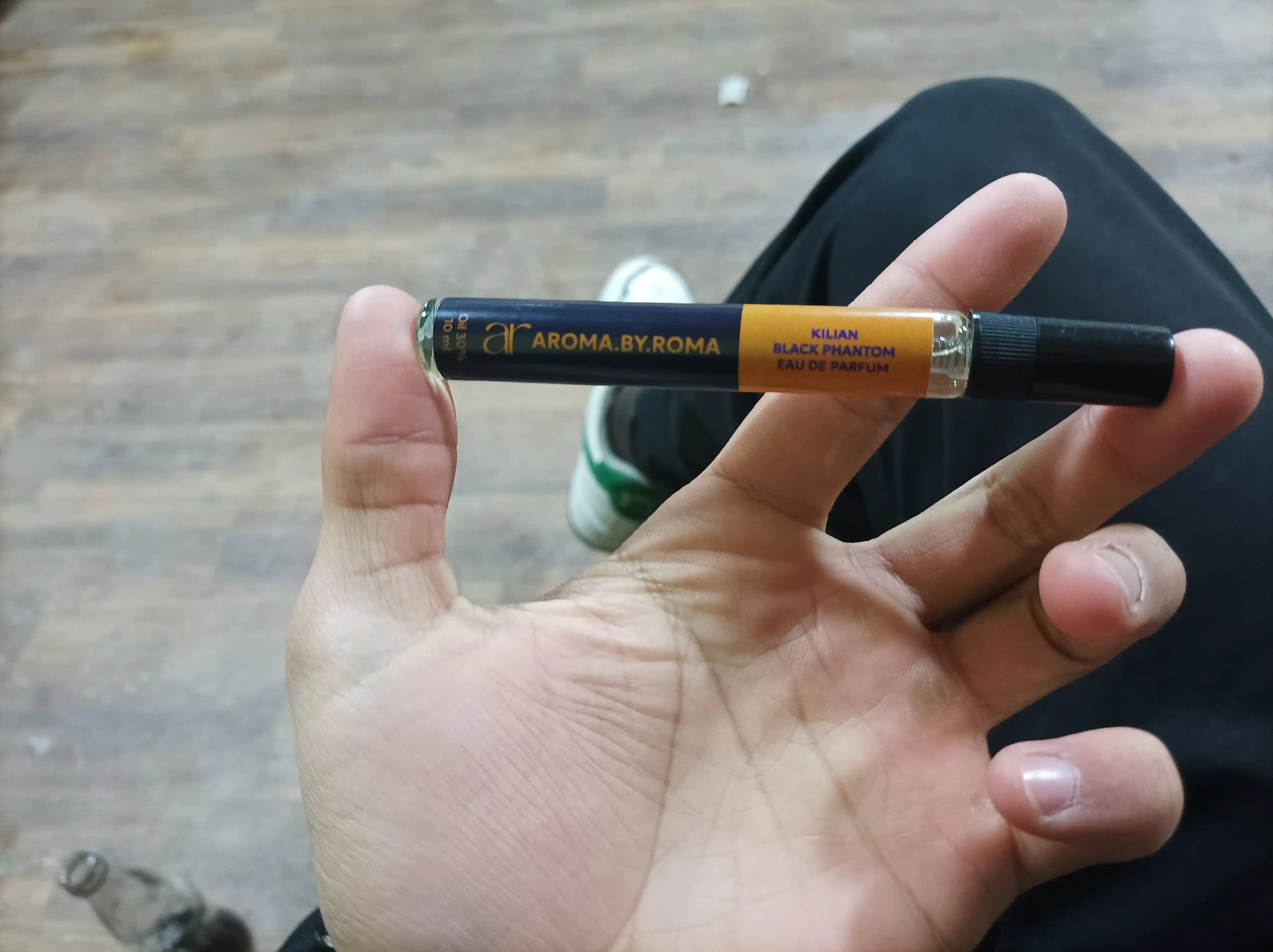 Black Phantom naqshlari asosidagi unisex atir 10 ml, chidamli atir, parfyumeriya suvi